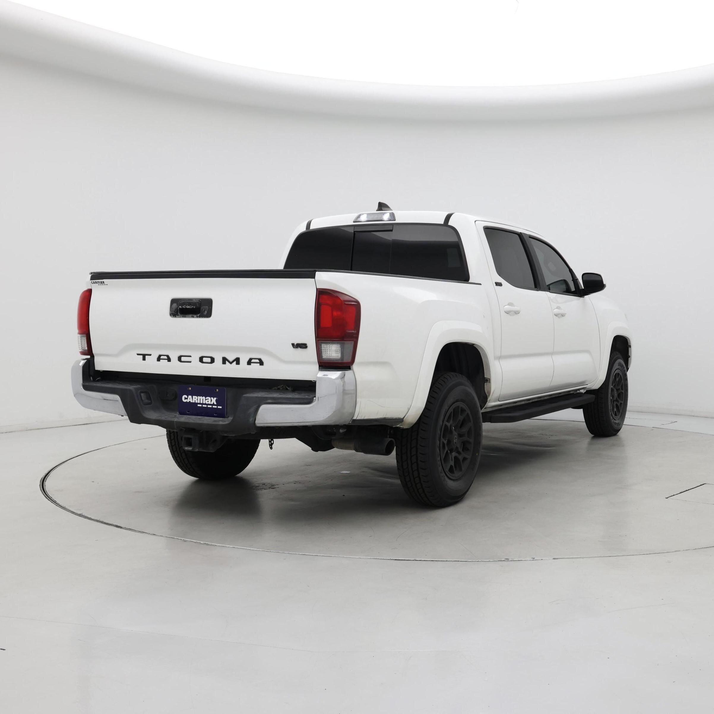 Thumbnail: 2022 Toyota Tacoma - 8