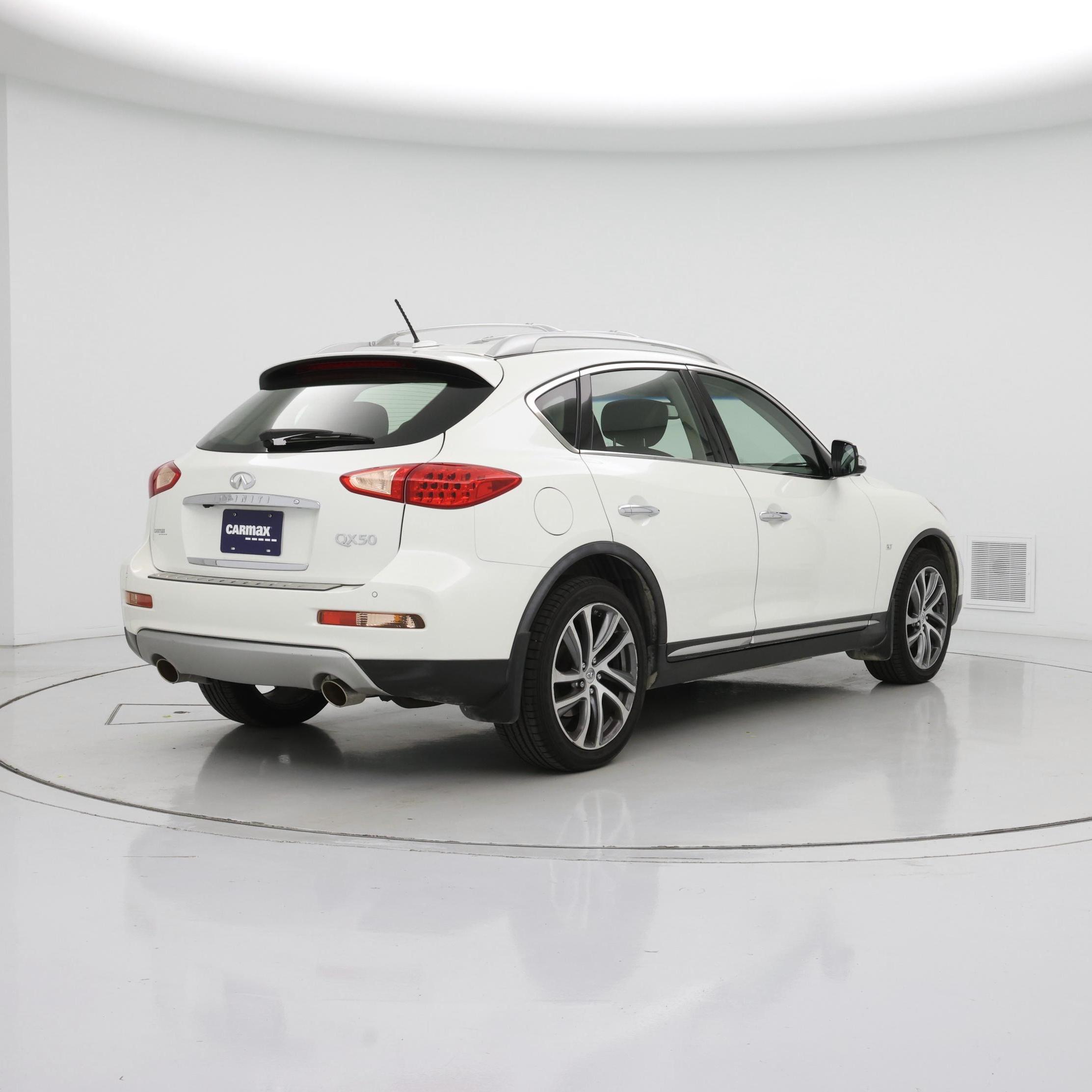 Thumbnail: 2017 INFINITI QX50 - 8