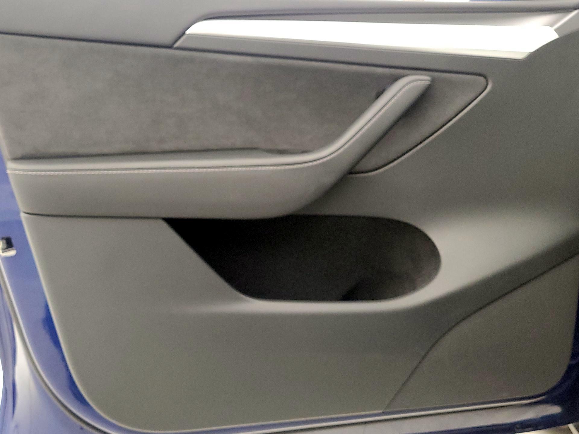 Thumbnail: 2025 Tesla Model Y - 12