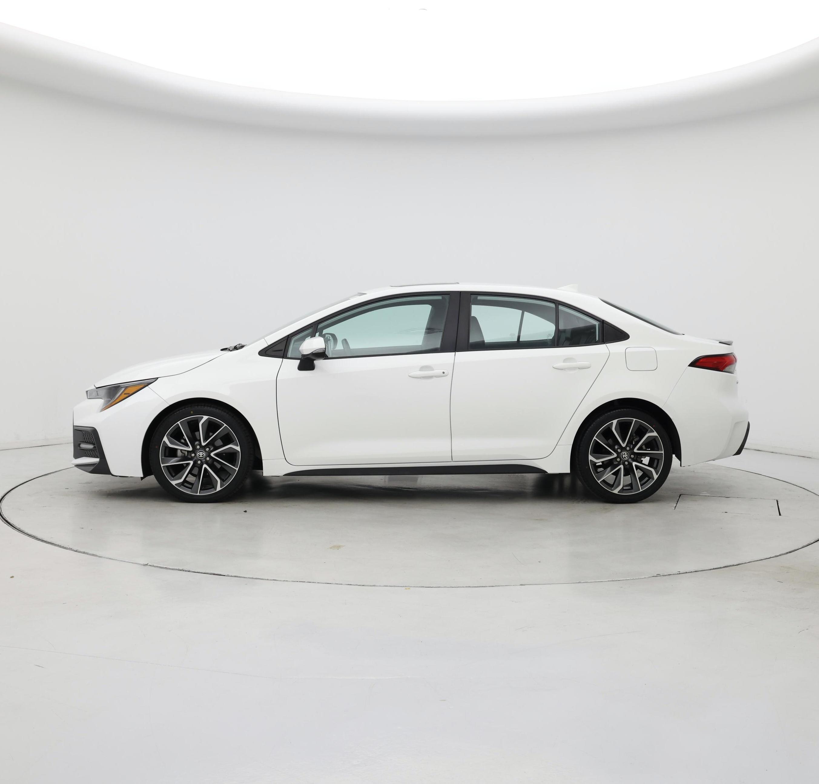 Thumbnail: 2021 Toyota Corolla - 3