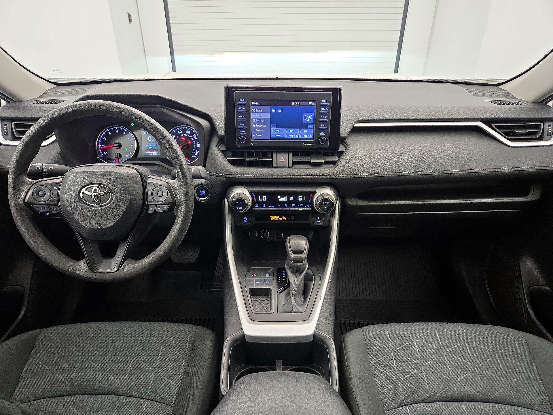 Thumbnail: 2022 Toyota RAV4 - 9