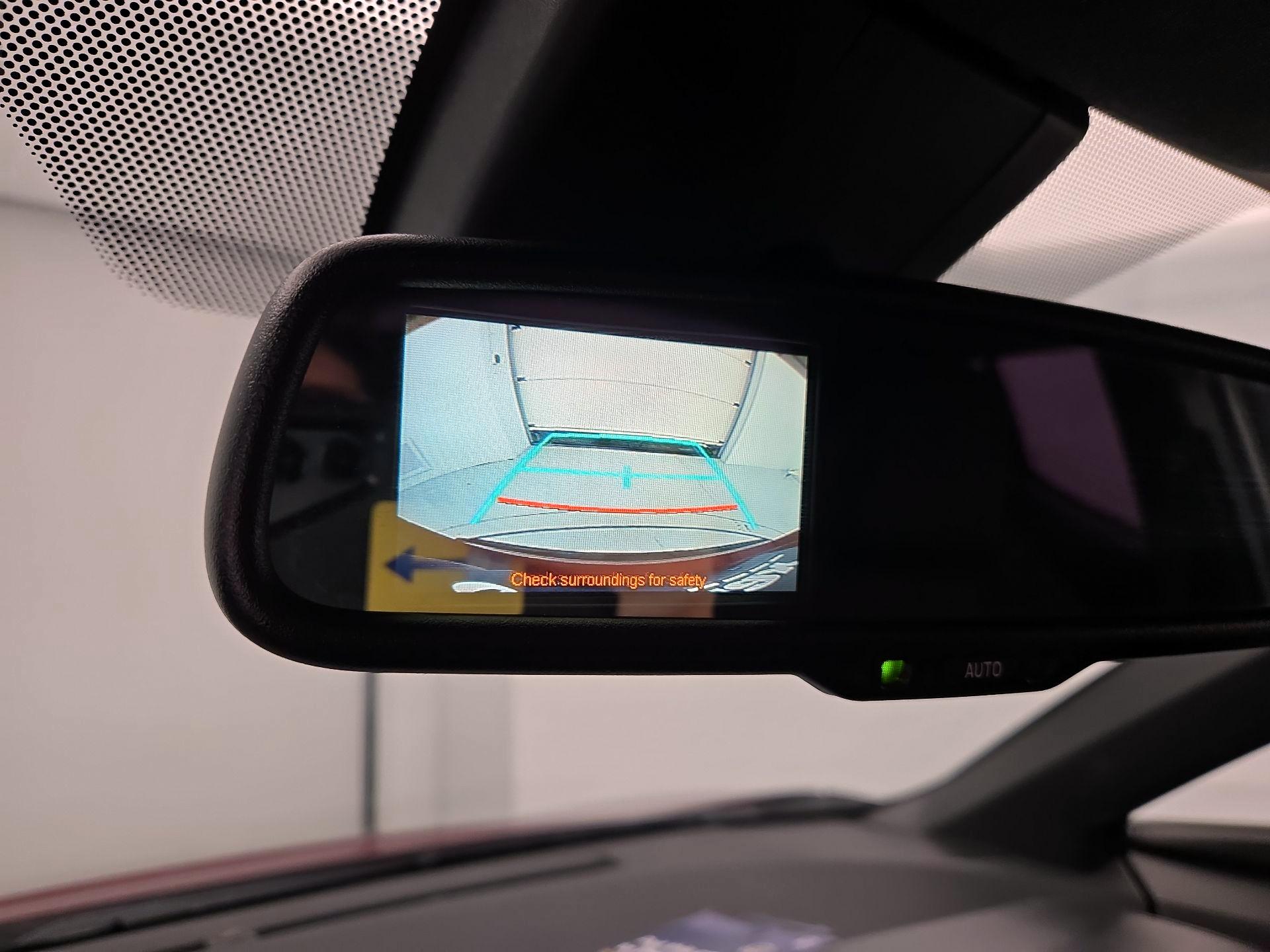 Thumbnail: 2018 Toyota C-HR - 14