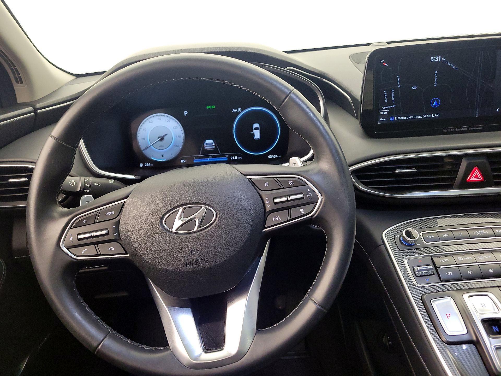 Thumbnail: 2022 Hyundai Santa Fe - 10