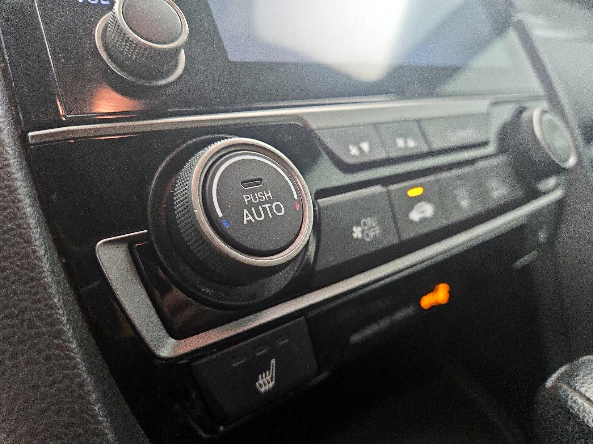 Thumbnail: 2019 Honda Civic - 16