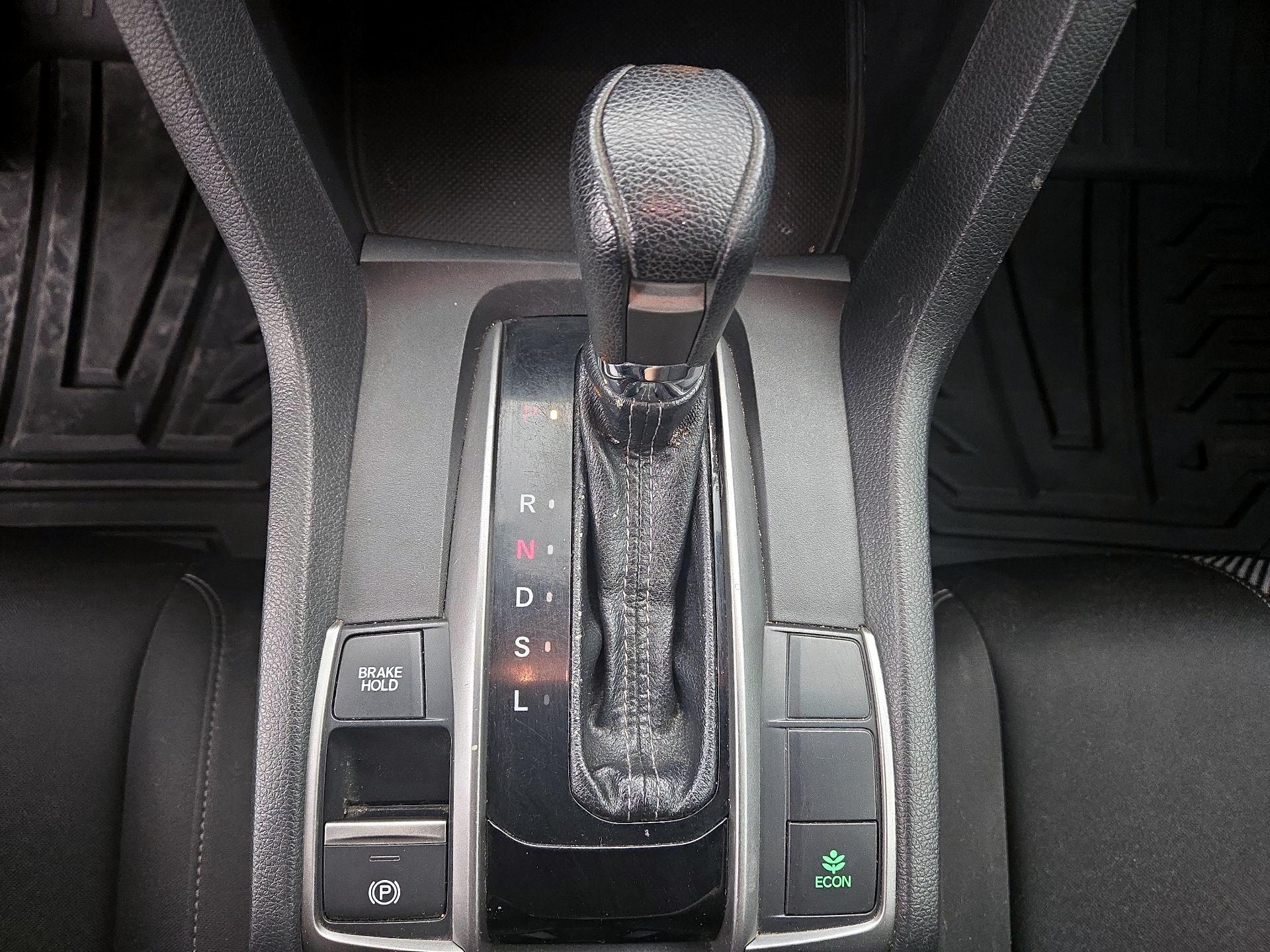 Thumbnail: 2019 Honda Civic - 17