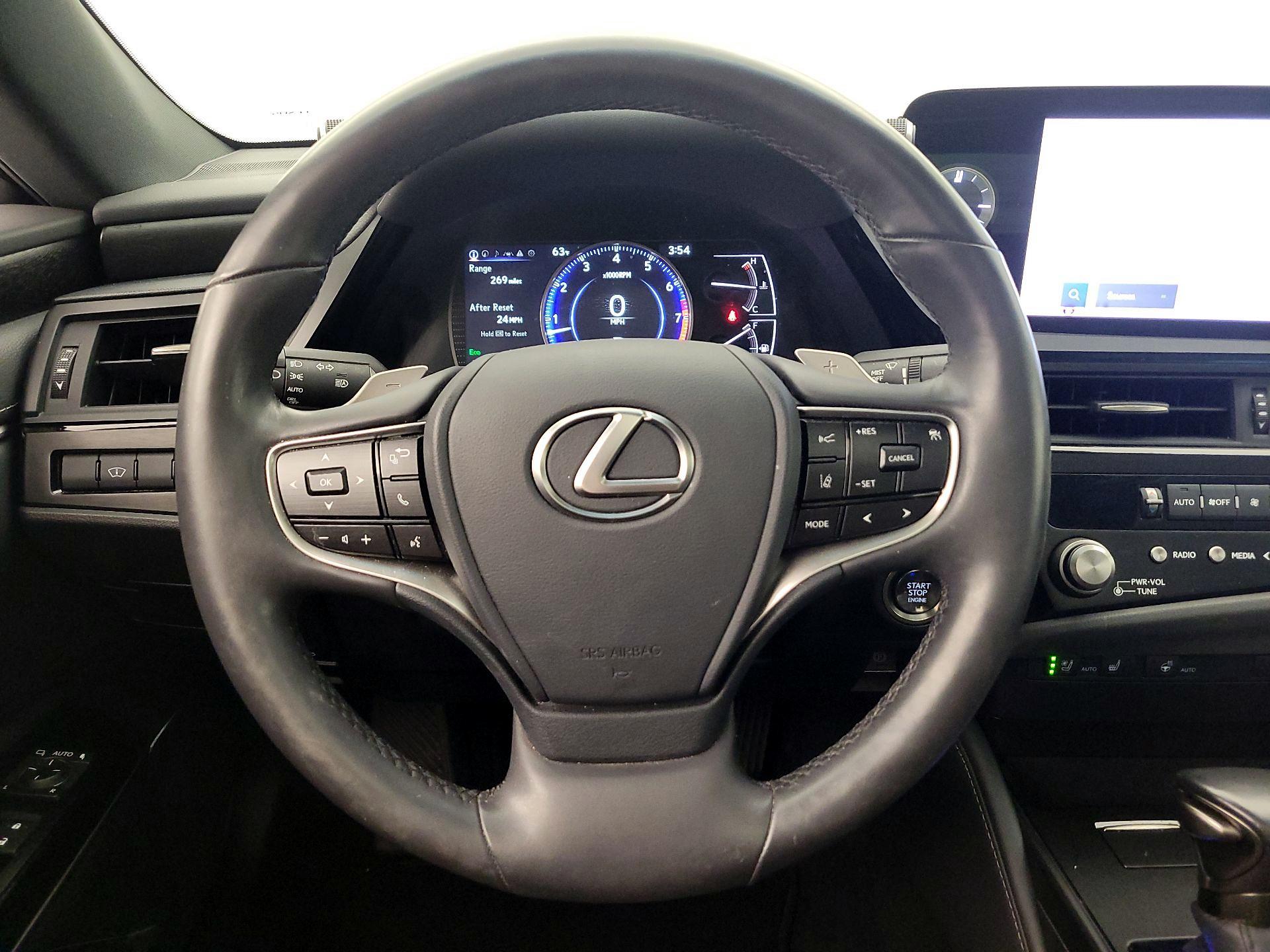 Thumbnail: 2024 Lexus ES - 10