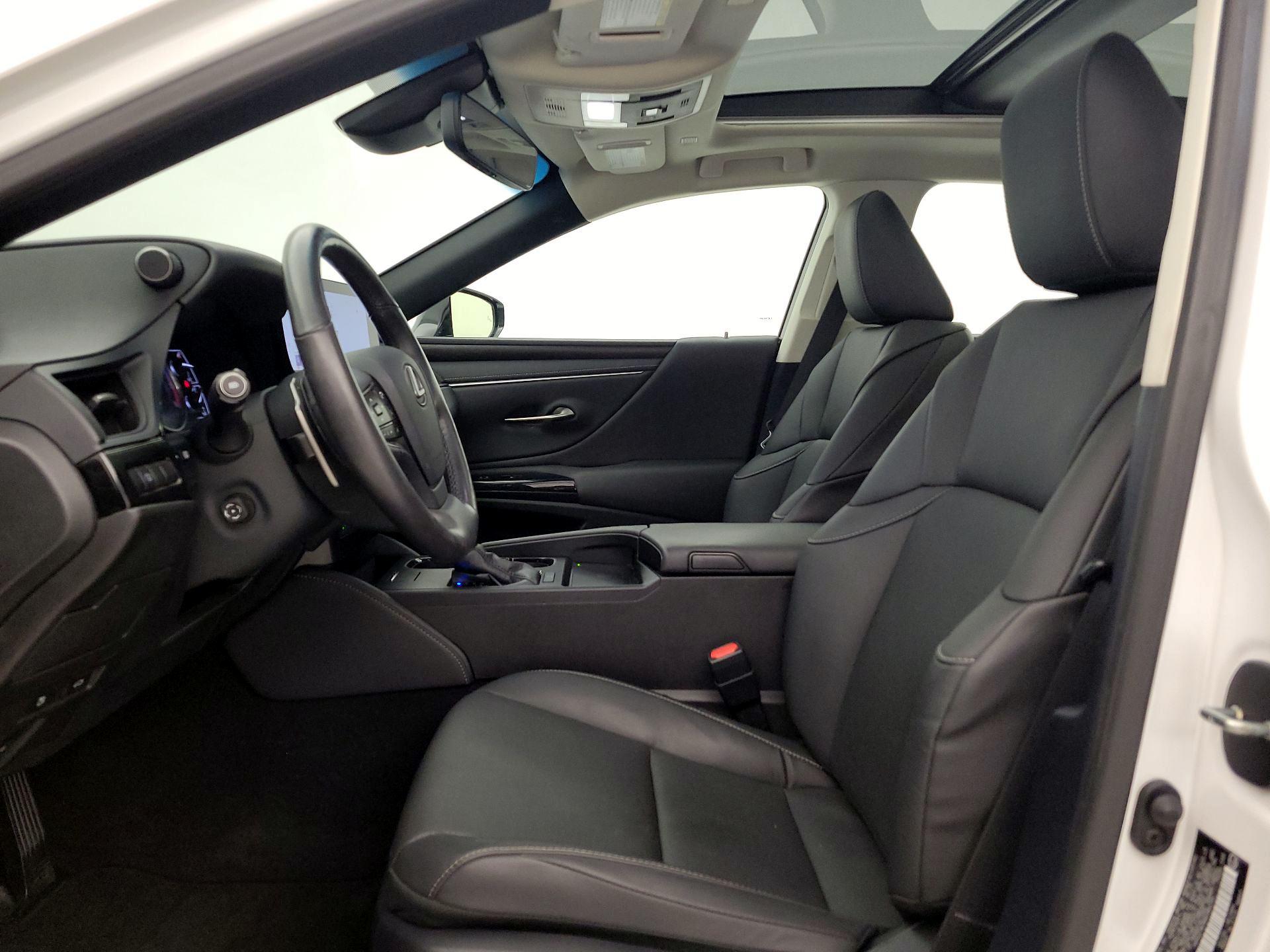 Thumbnail: 2024 Lexus ES - 11