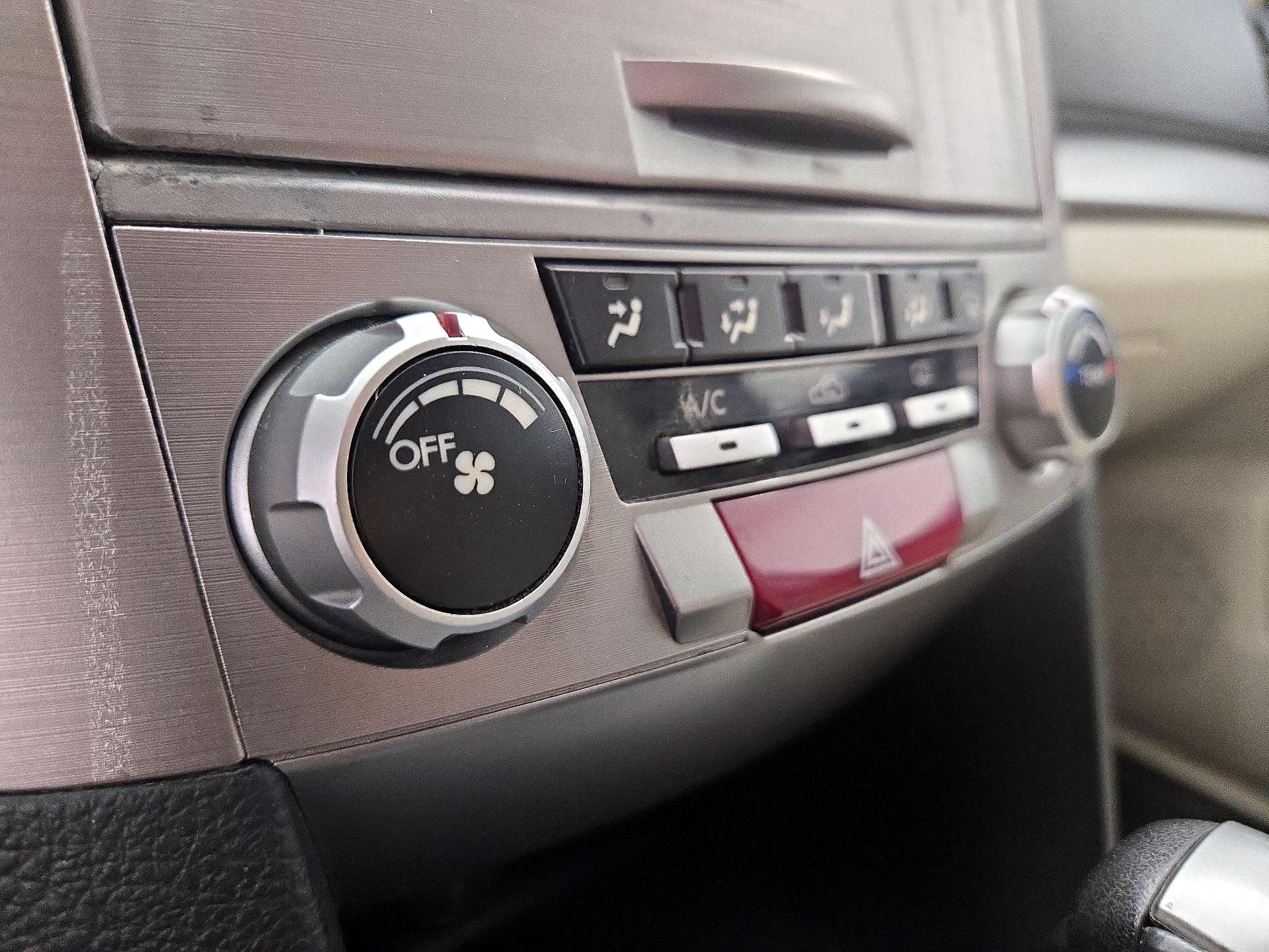 Thumbnail: 2014 Subaru Outback - 15