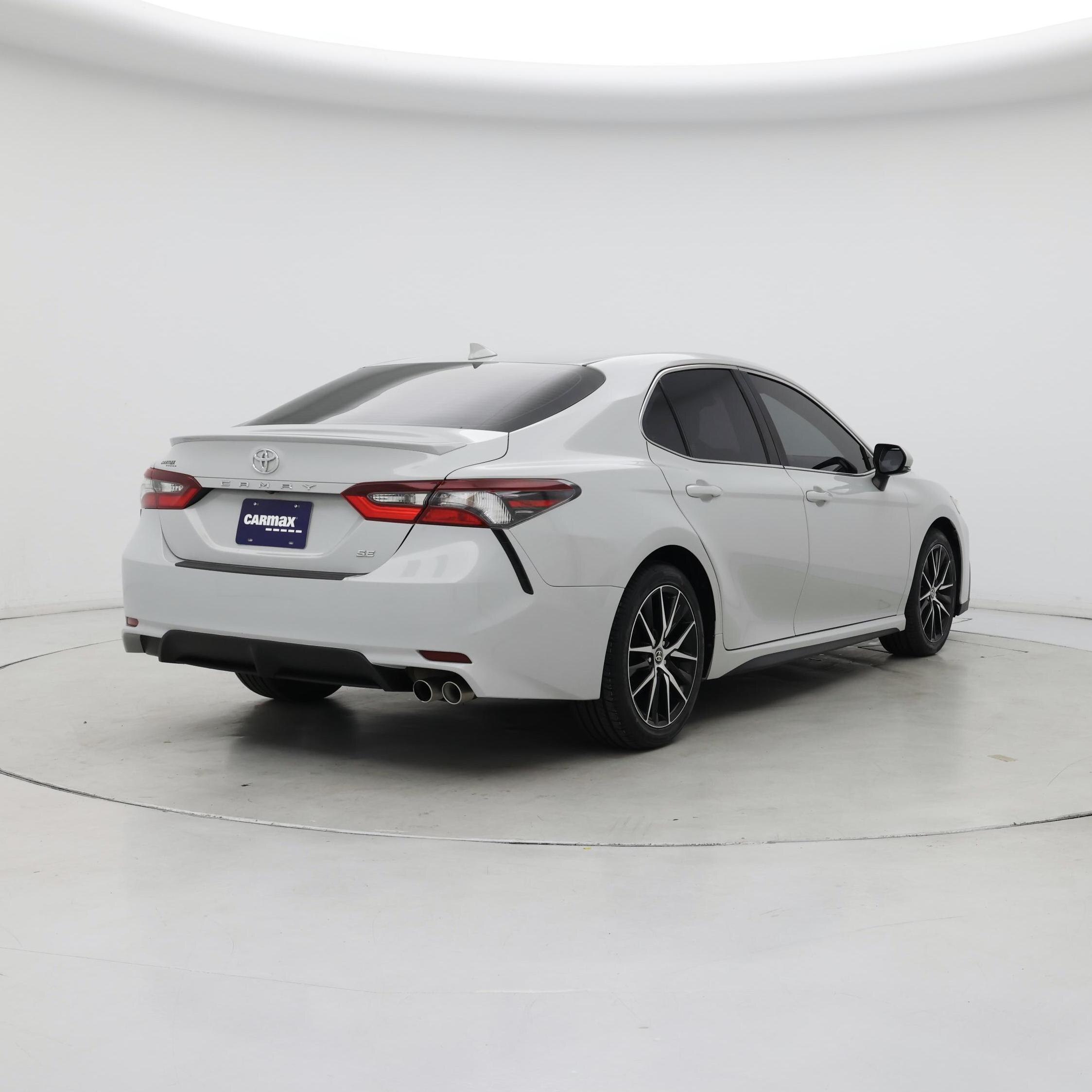 Thumbnail: 2022 Toyota Camry - 8