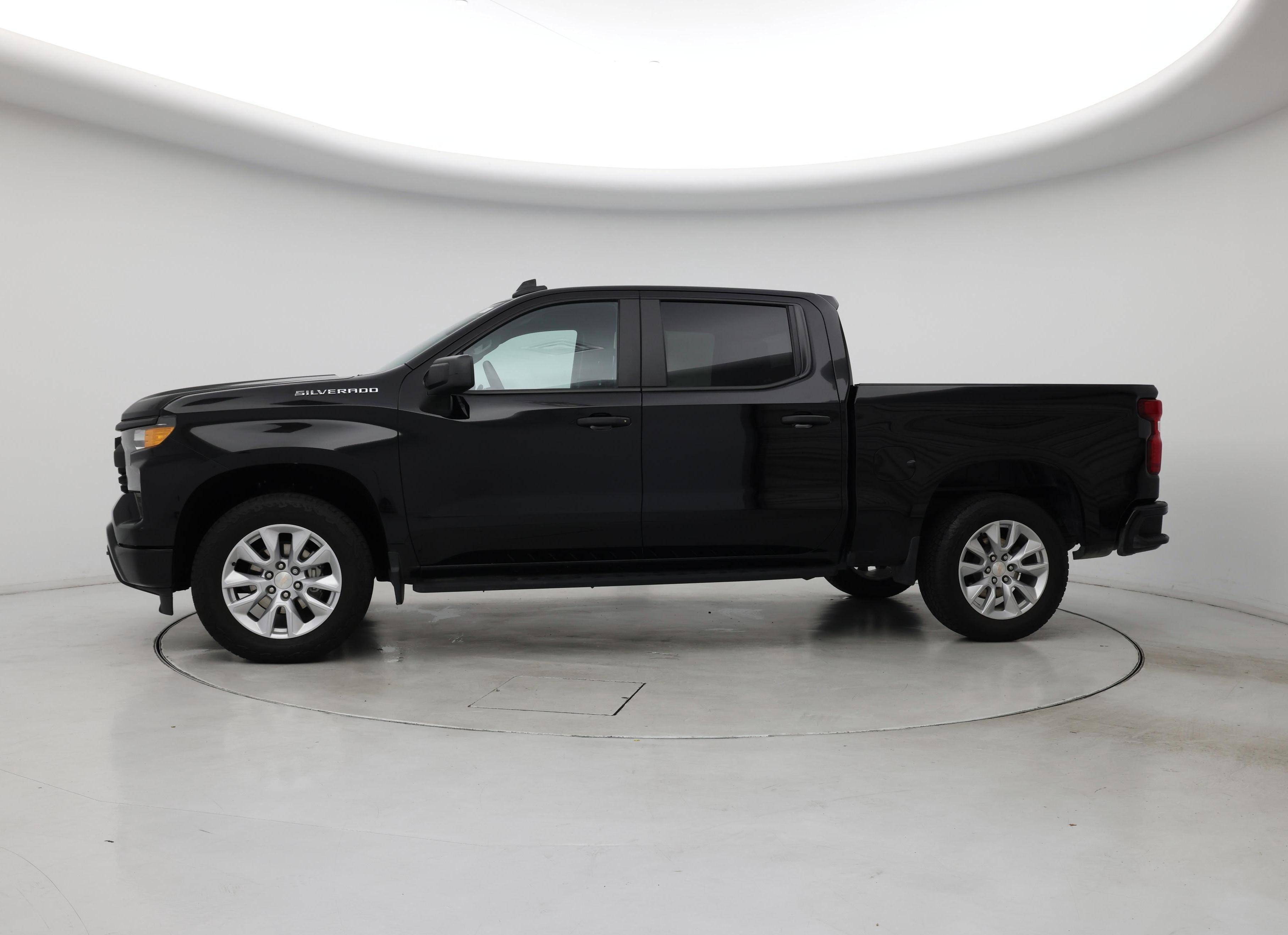 Thumbnail: 2022 Chevrolet Silverado 1500 - 3