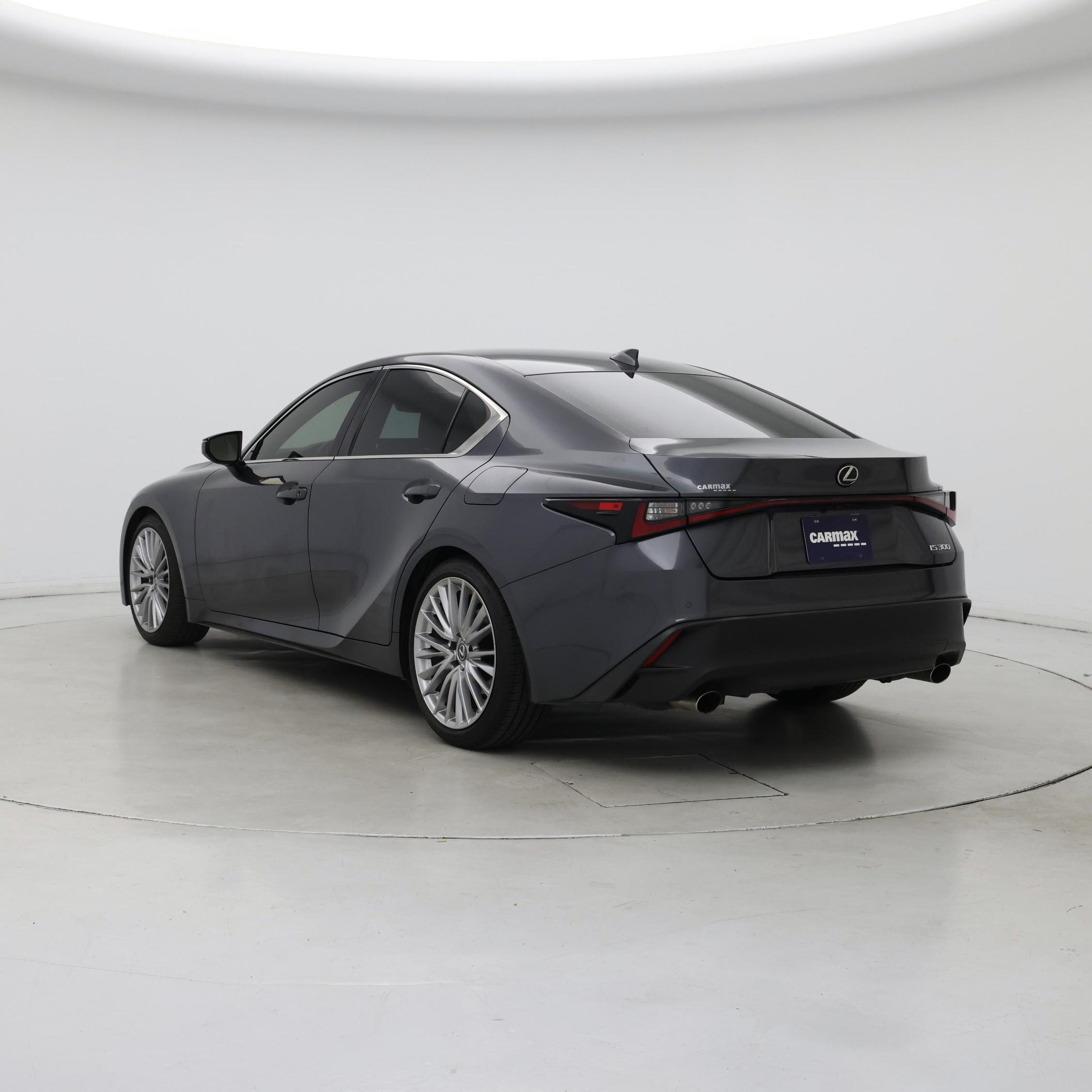Thumbnail: 2022 Lexus IS - 2