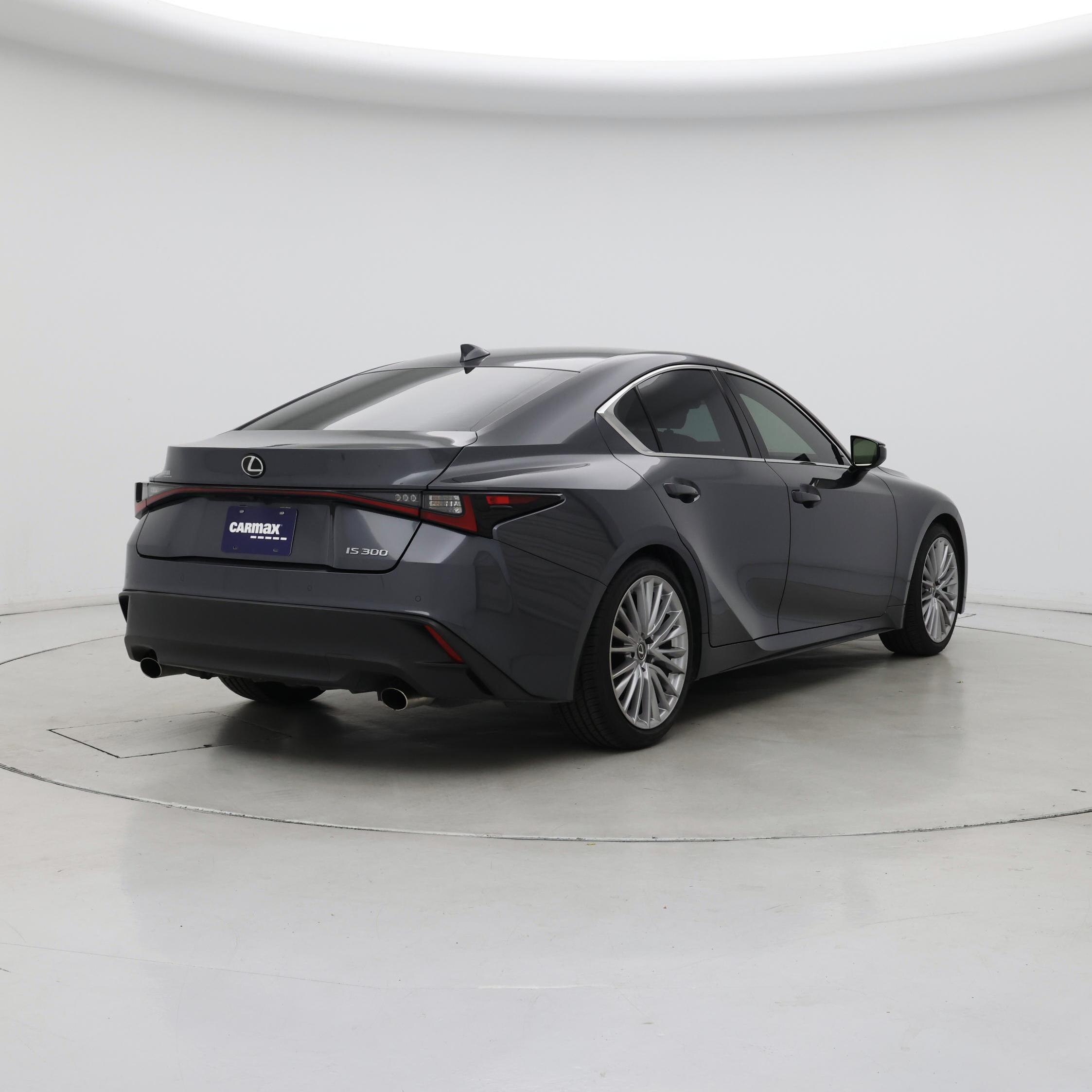 Thumbnail: 2022 Lexus IS - 8