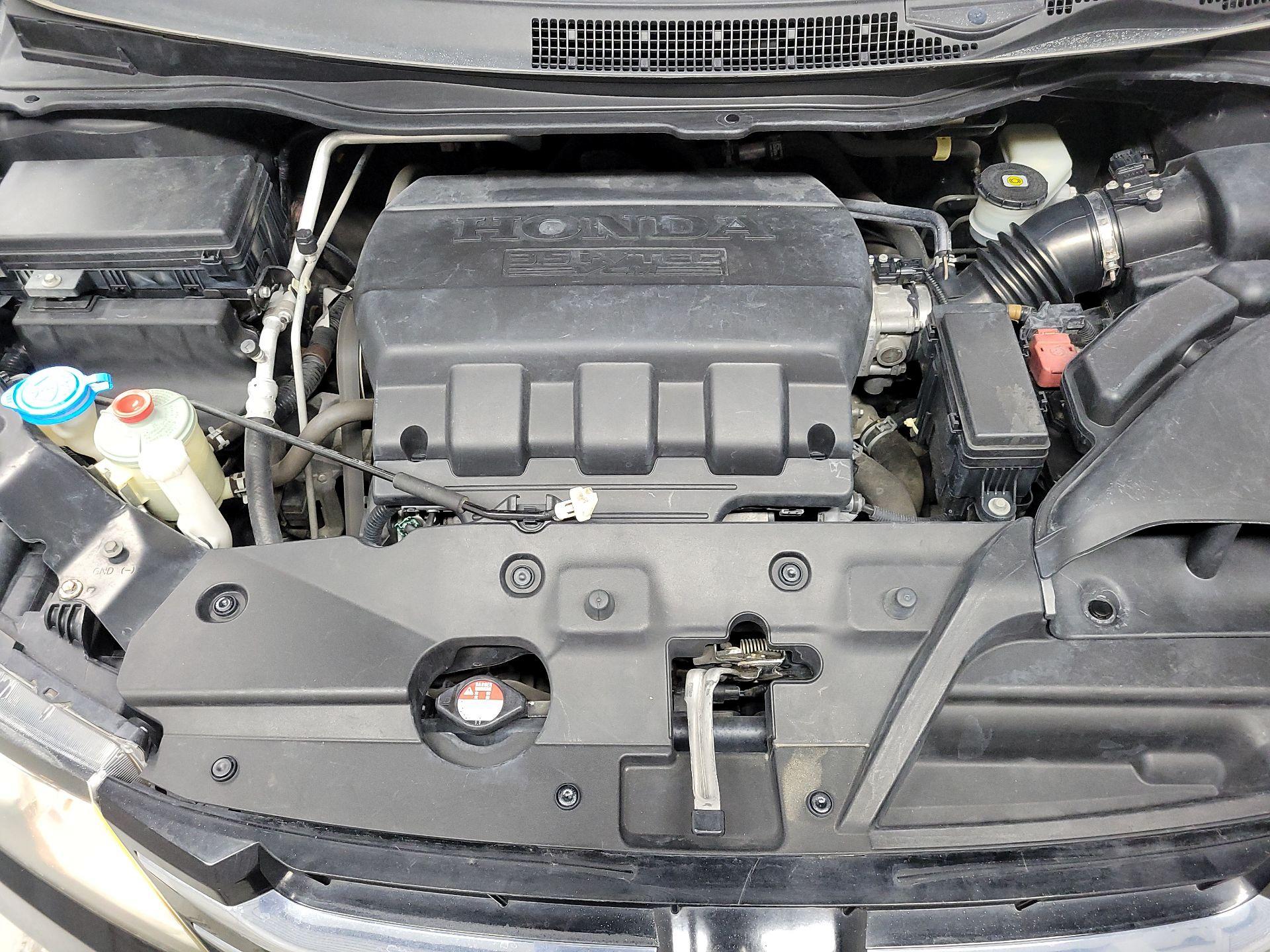 Thumbnail: 2014 Honda Odyssey - 17