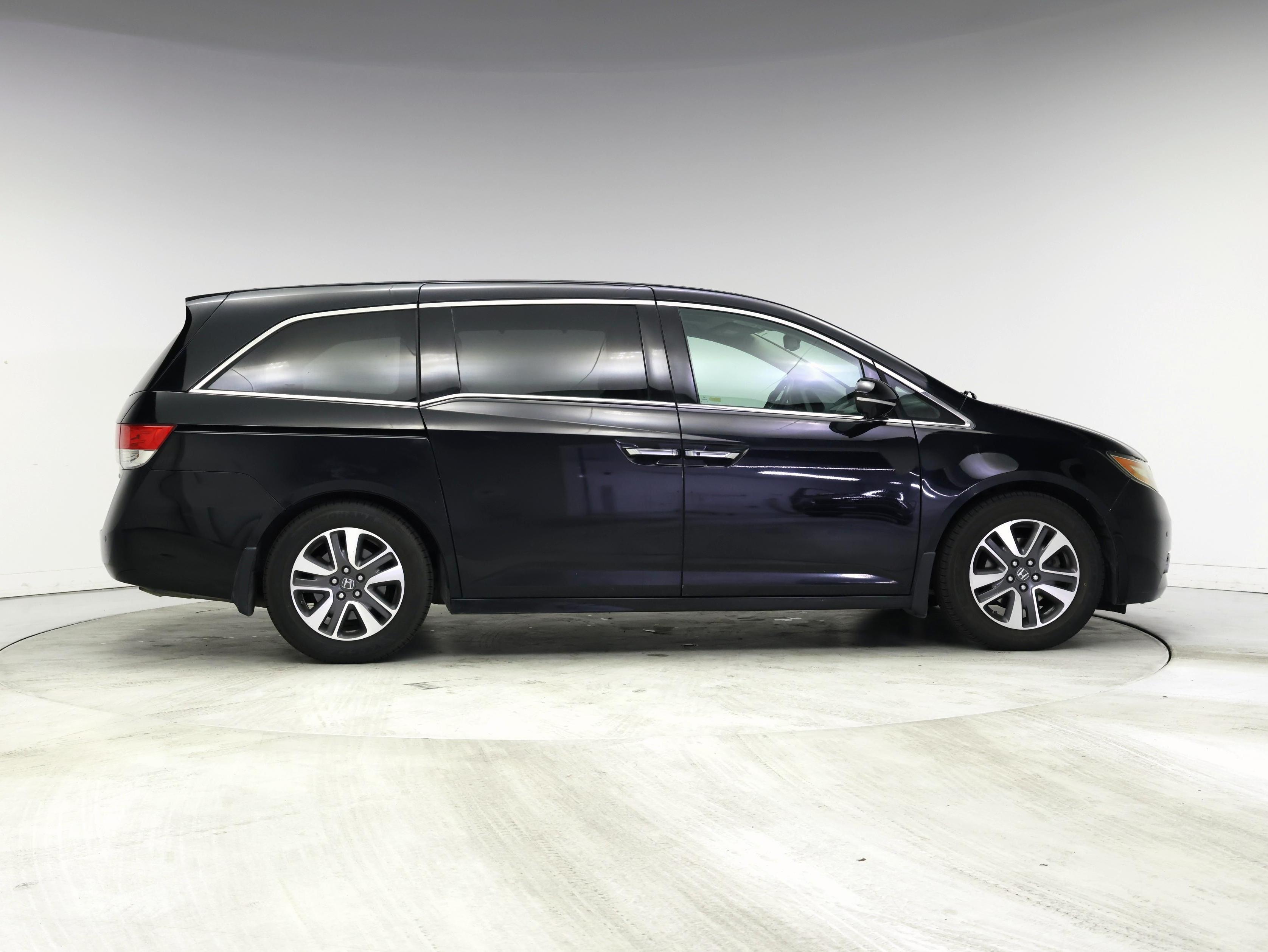 Thumbnail: 2014 Honda Odyssey - 7