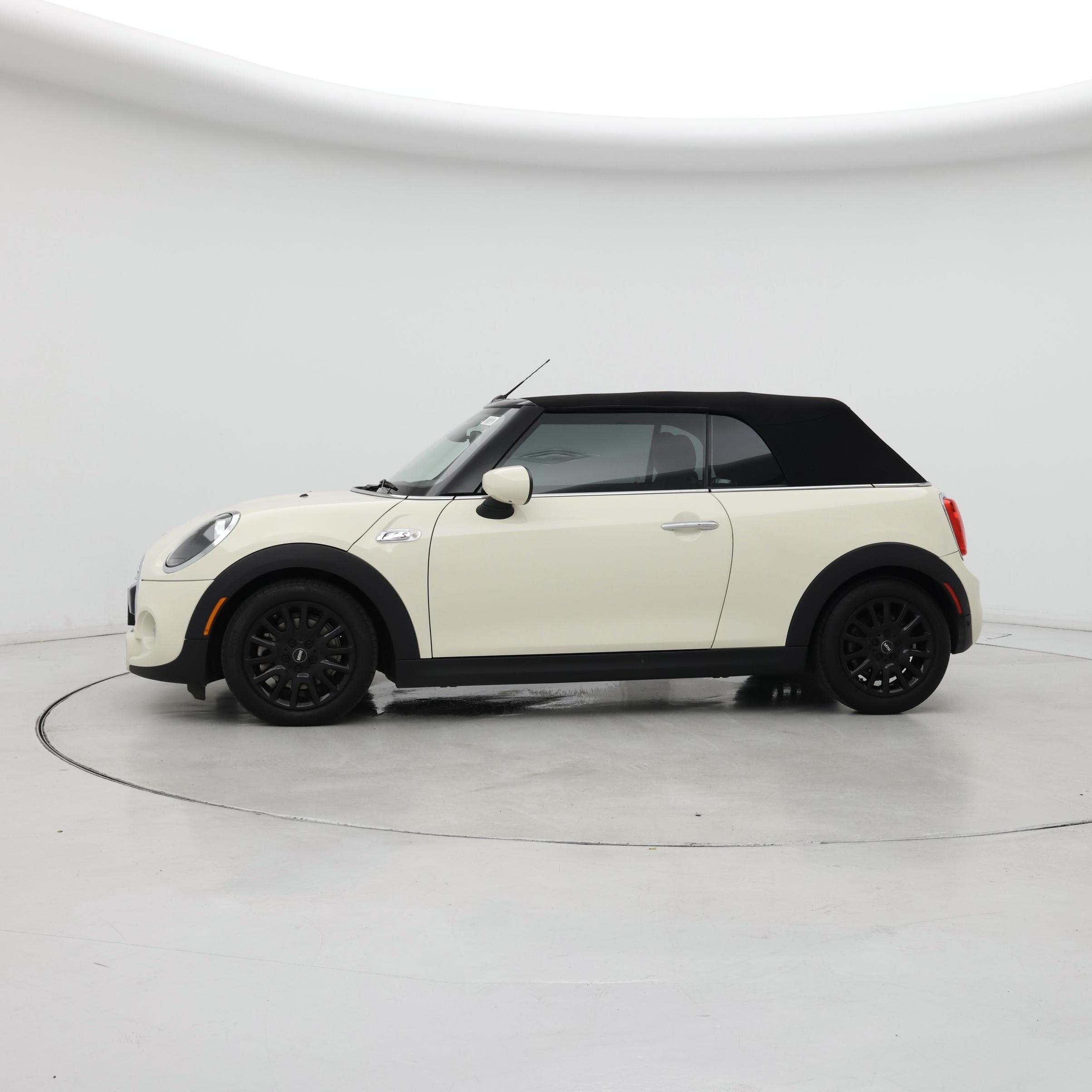 Thumbnail: 2020 MINI Cooper - 3