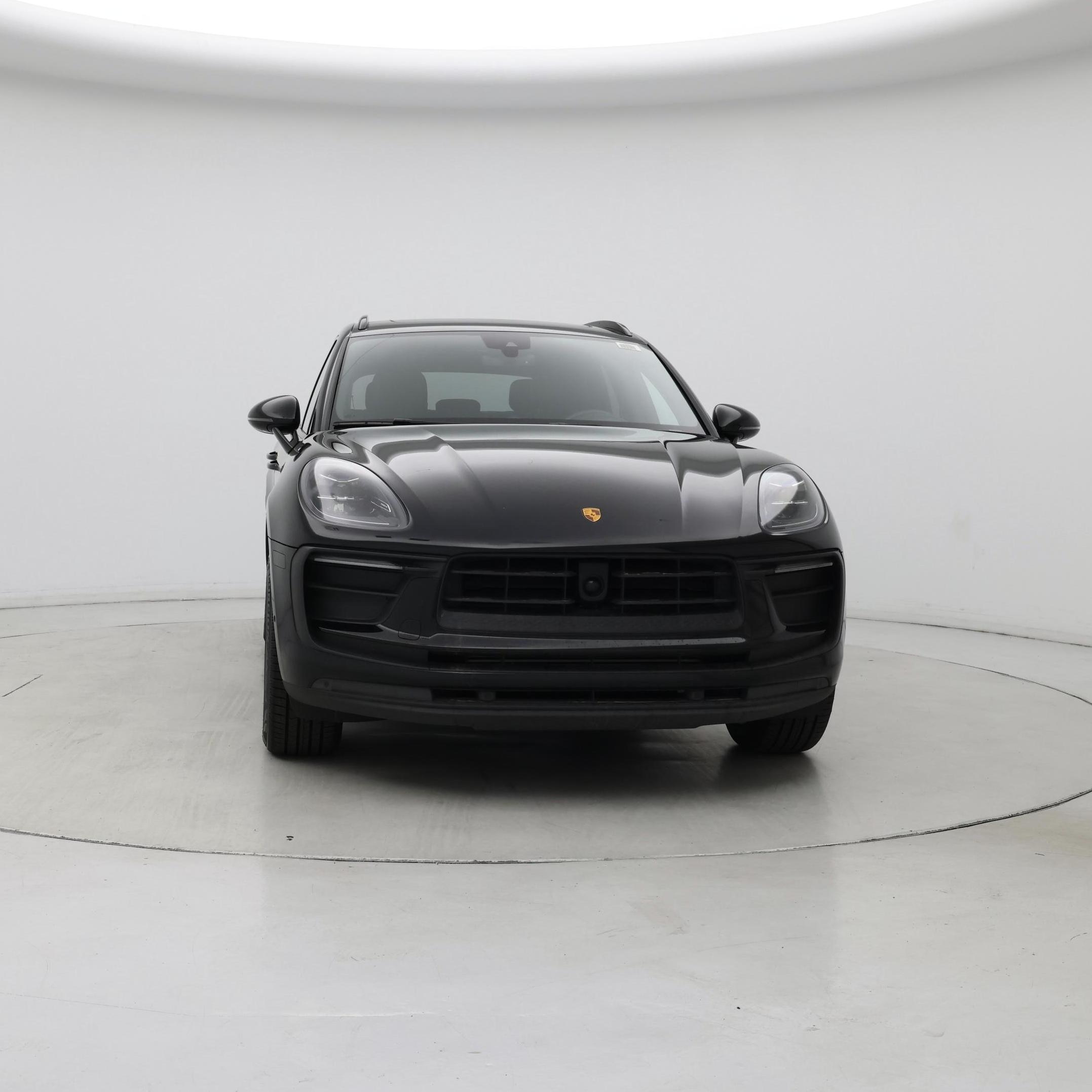 Thumbnail: 2022 Porsche Macan - 5