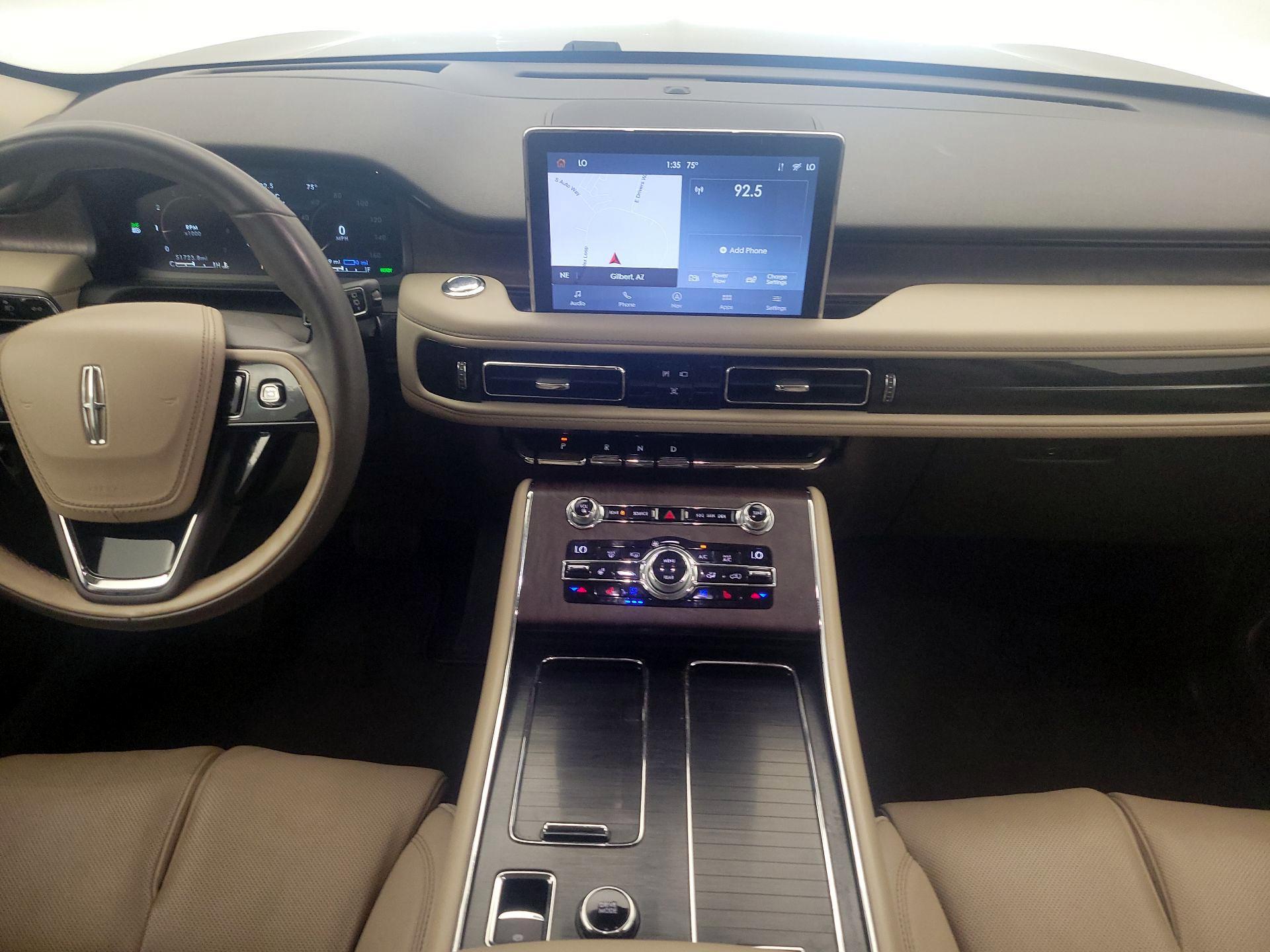 Thumbnail: 2020 Lincoln Aviator - 9
