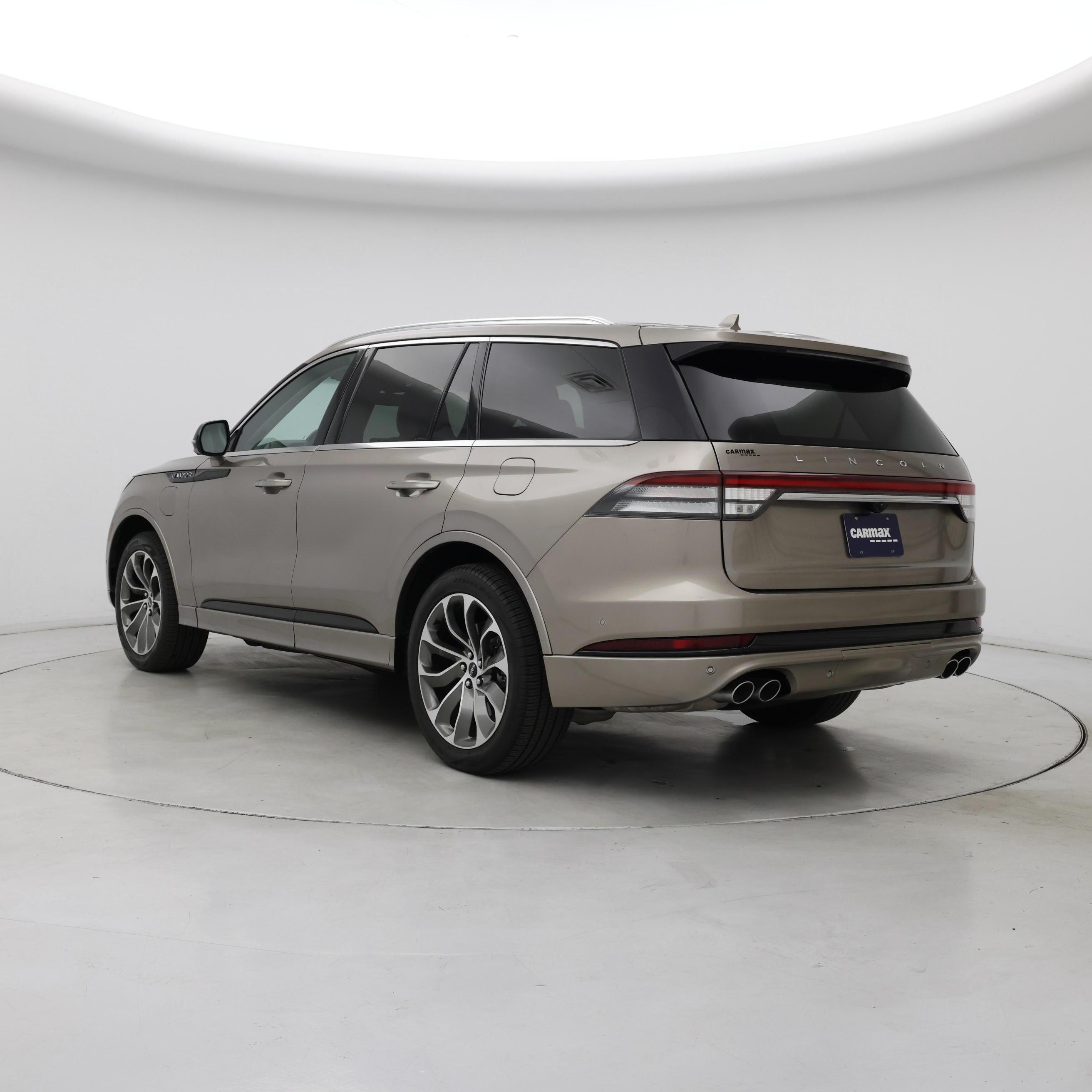 Thumbnail: 2020 Lincoln Aviator - 2