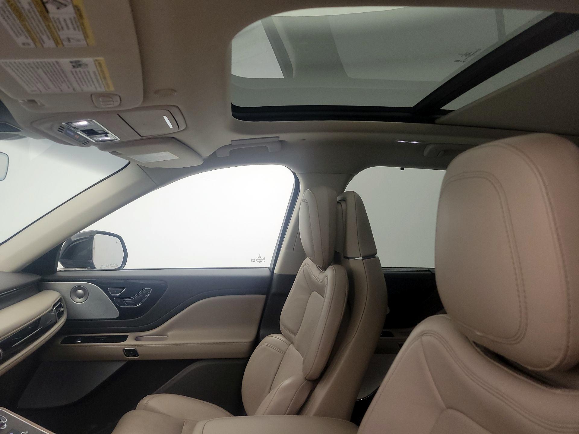 Thumbnail: 2020 Lincoln Aviator - 20