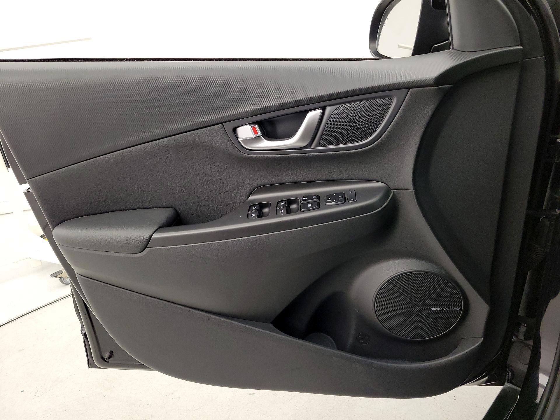 Thumbnail: 2022 Hyundai Kona - 12