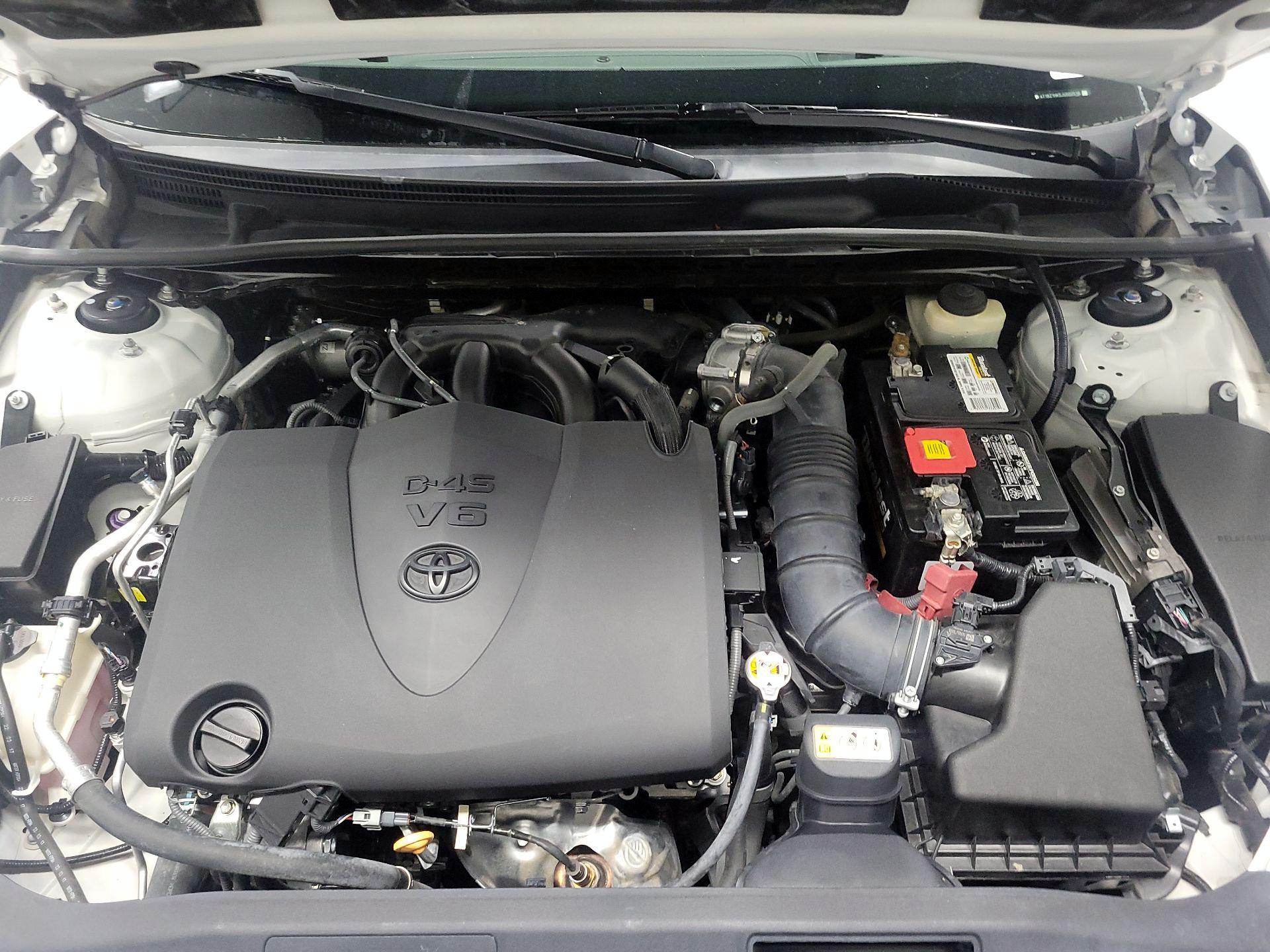 Thumbnail: 2018 Toyota Camry - 19