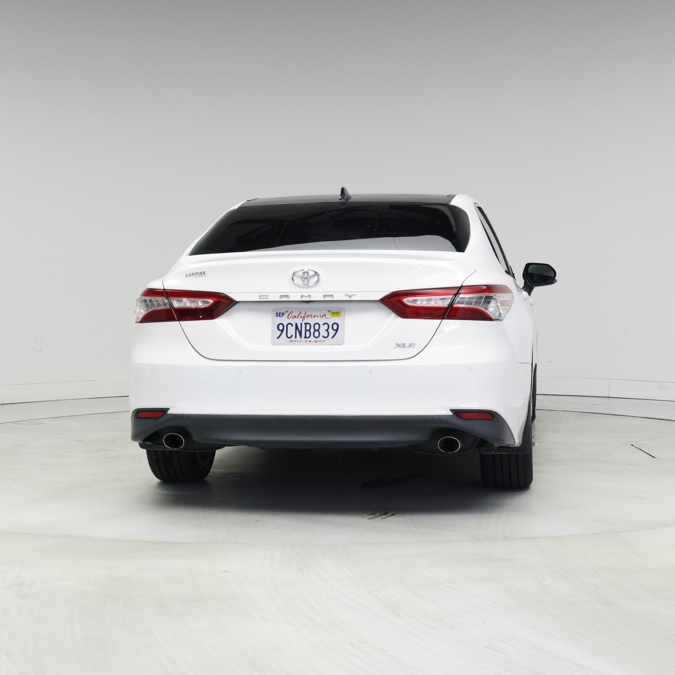 Thumbnail: 2018 Toyota Camry - 6