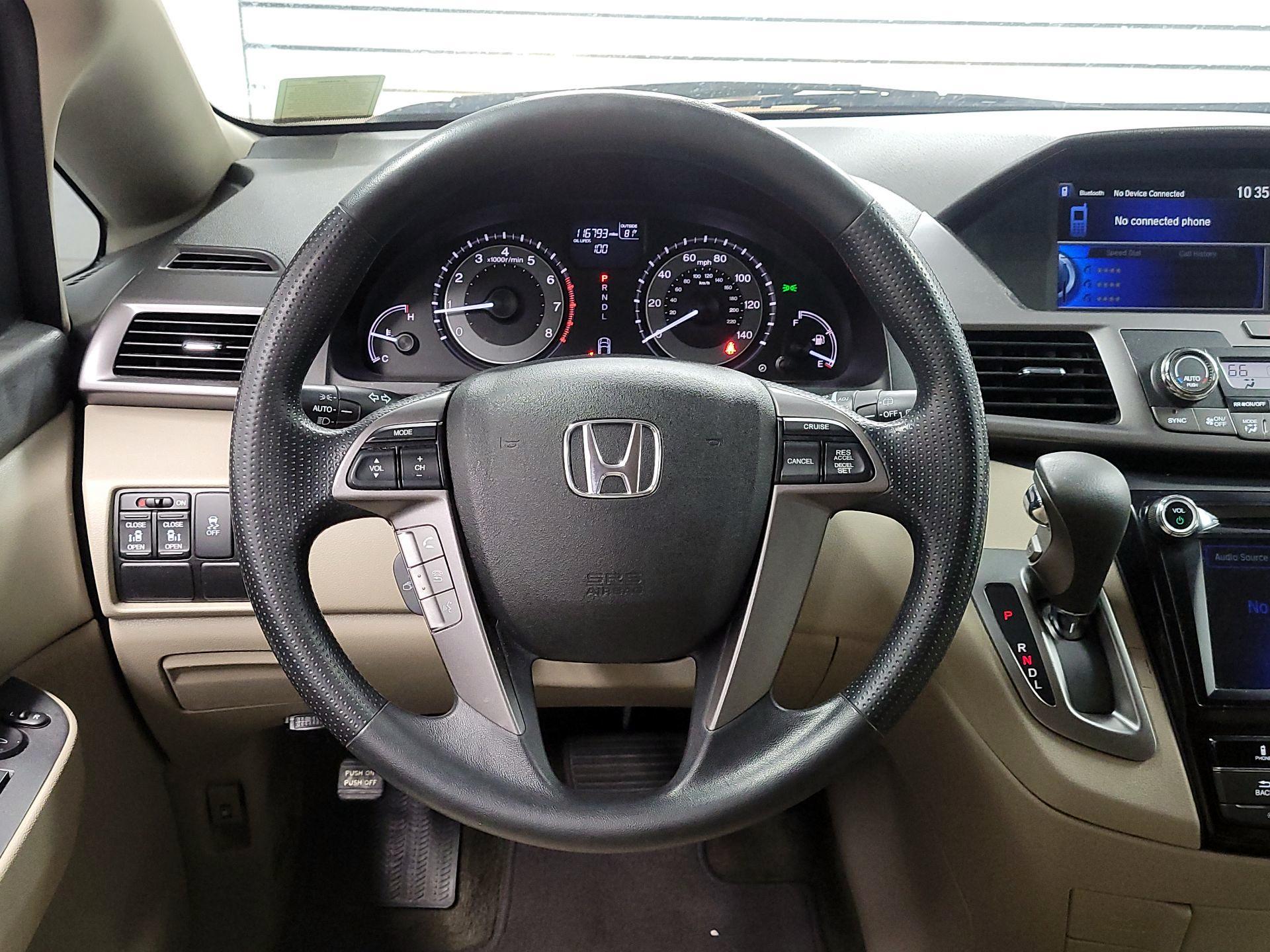 Thumbnail: 2015 Honda Odyssey - 10