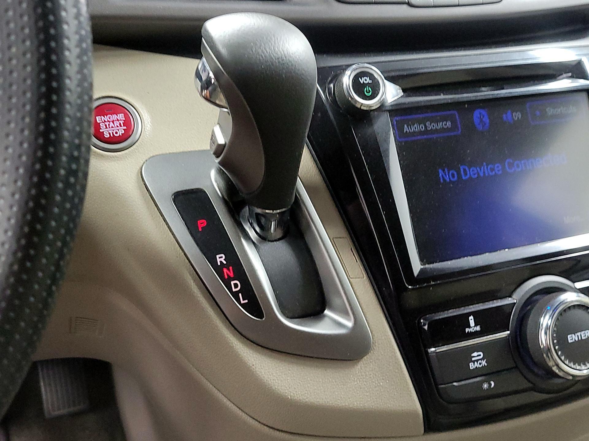 Thumbnail: 2015 Honda Odyssey - 17