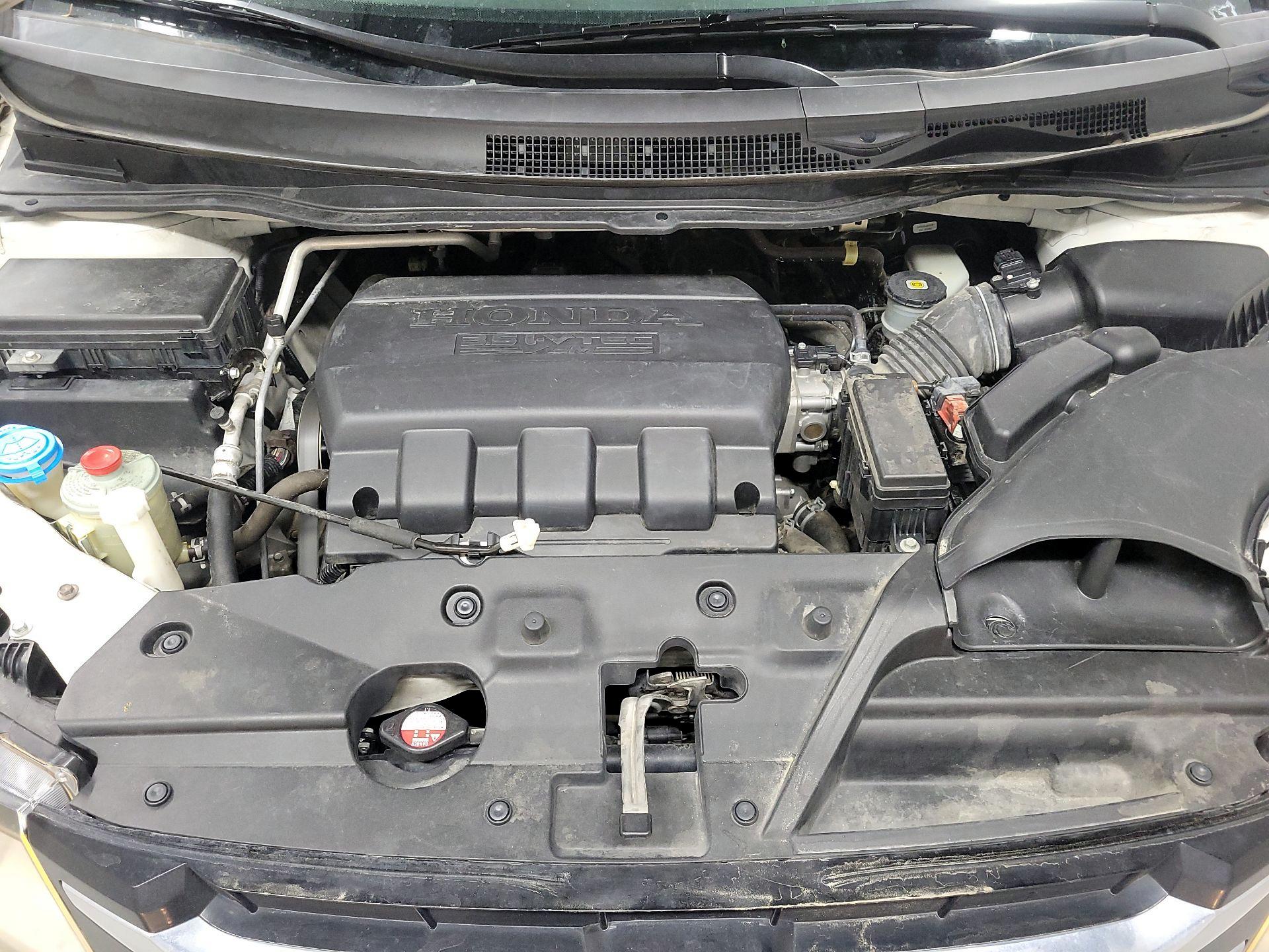 Thumbnail: 2015 Honda Odyssey - 20
