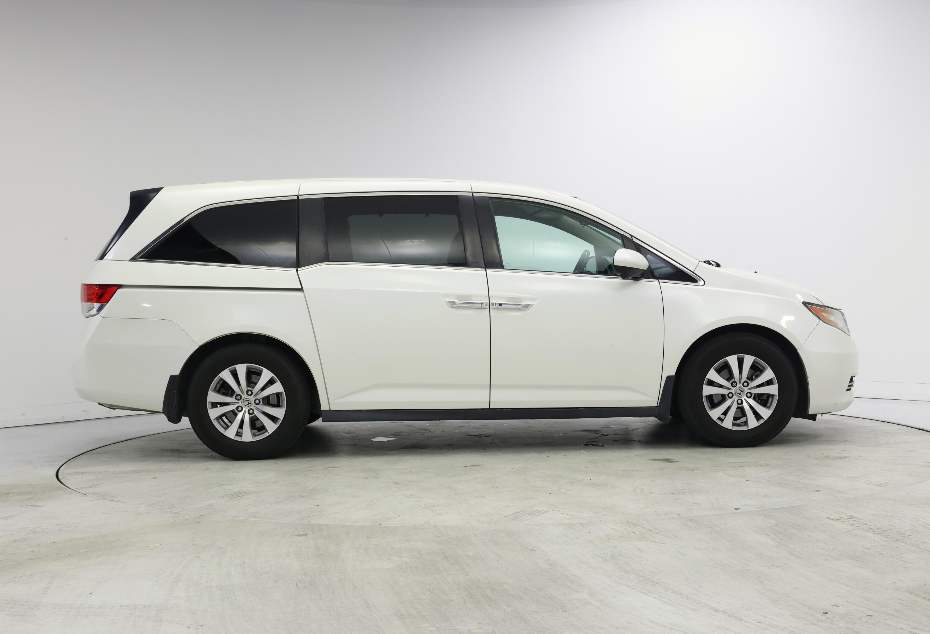 Thumbnail: 2015 Honda Odyssey - 7