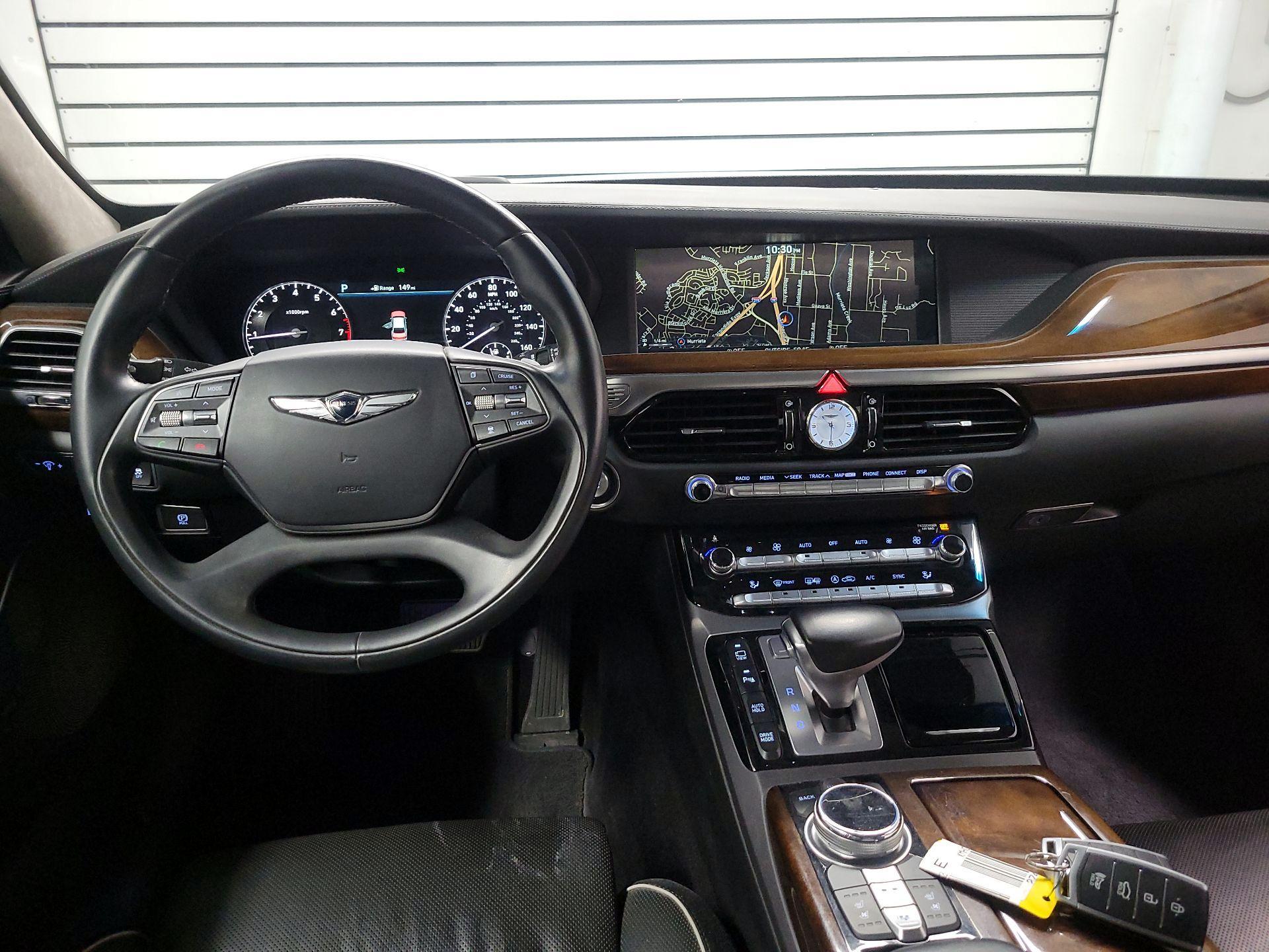 Thumbnail: 2018 Genesis G90 - 9