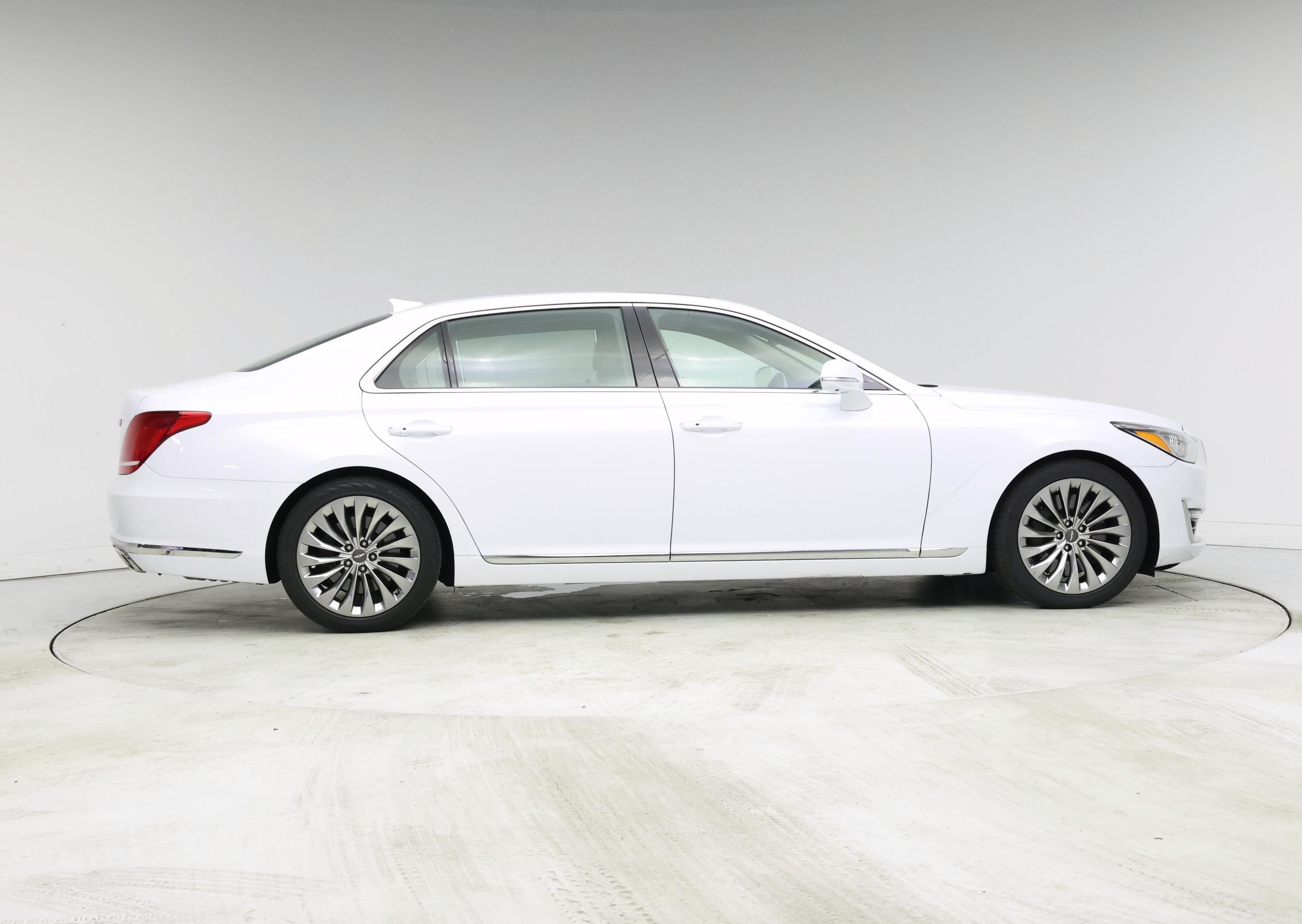 Thumbnail: 2018 Genesis G90 - 7