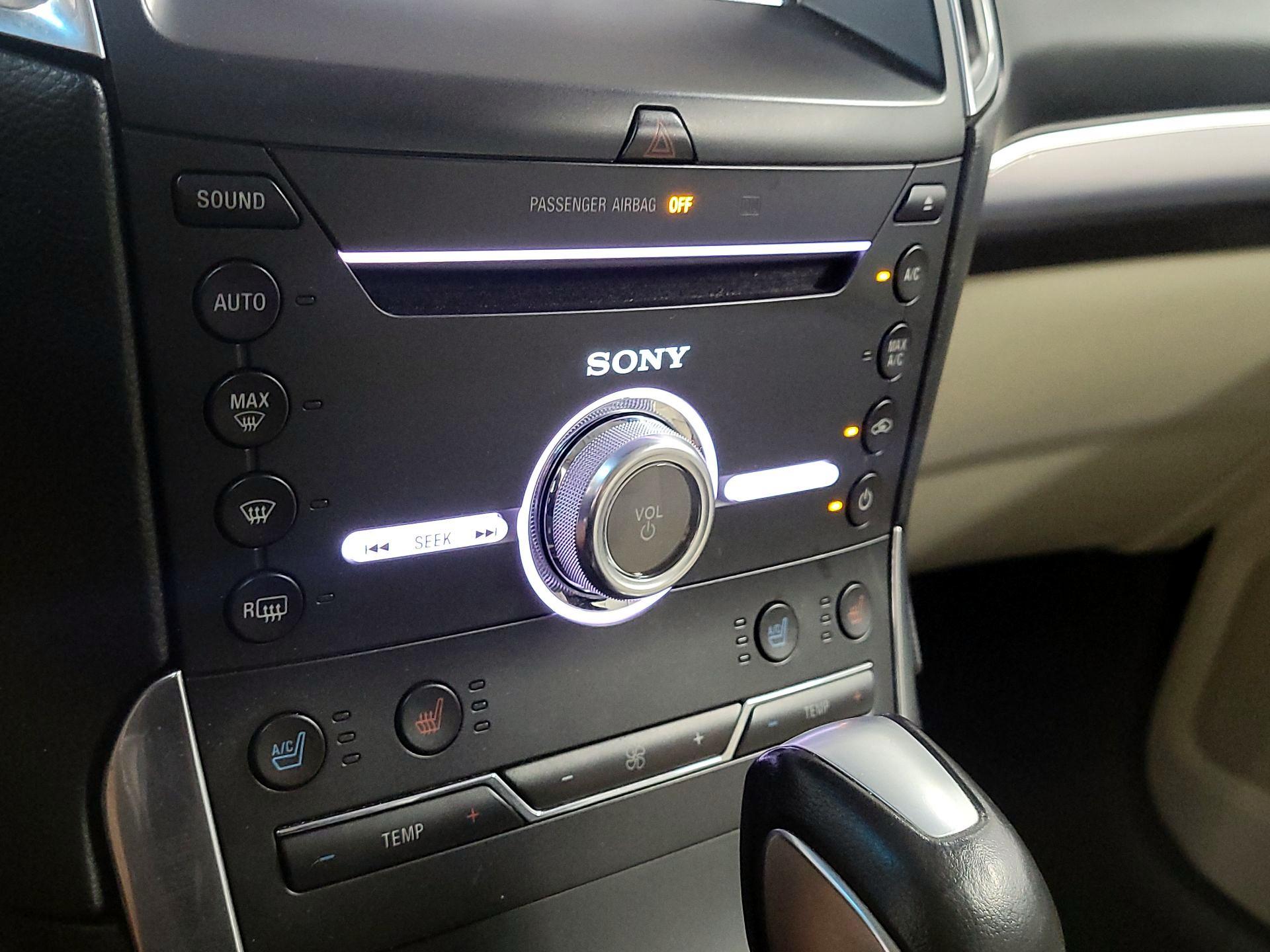 Thumbnail: 2017 Ford Edge - 15