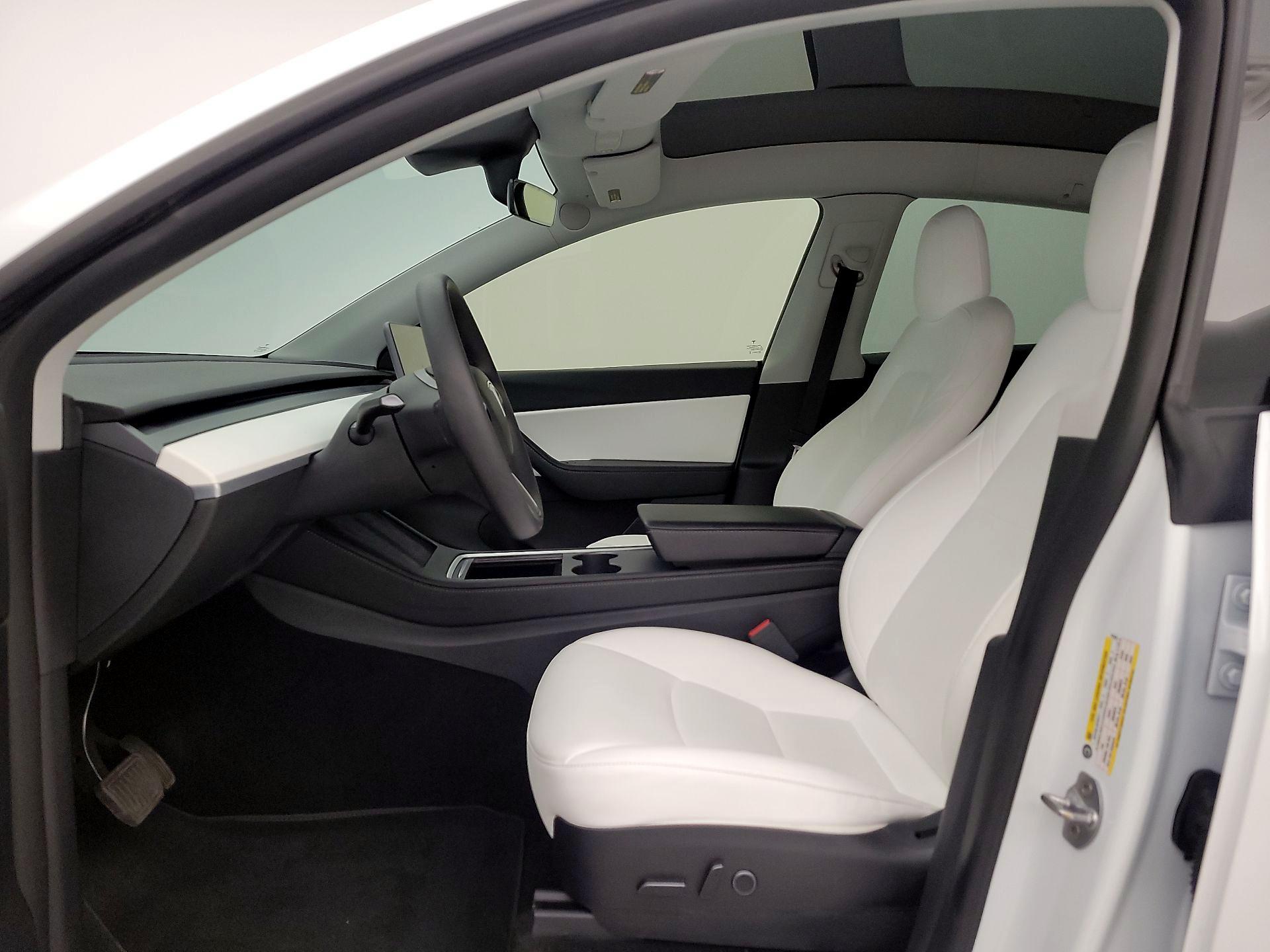 Thumbnail: 2021 Tesla Model Y - 11
