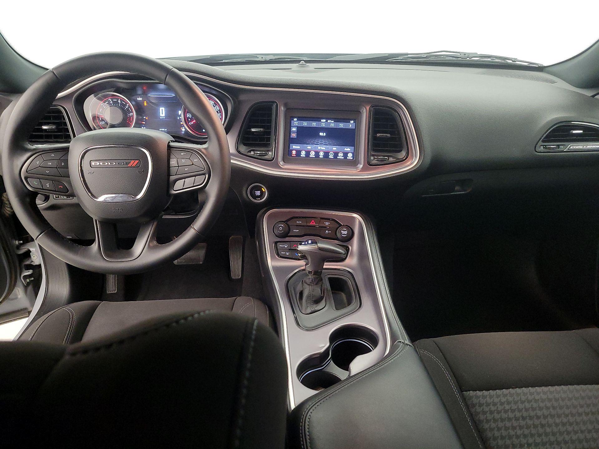 Thumbnail: 2020 Dodge Challenger - 9