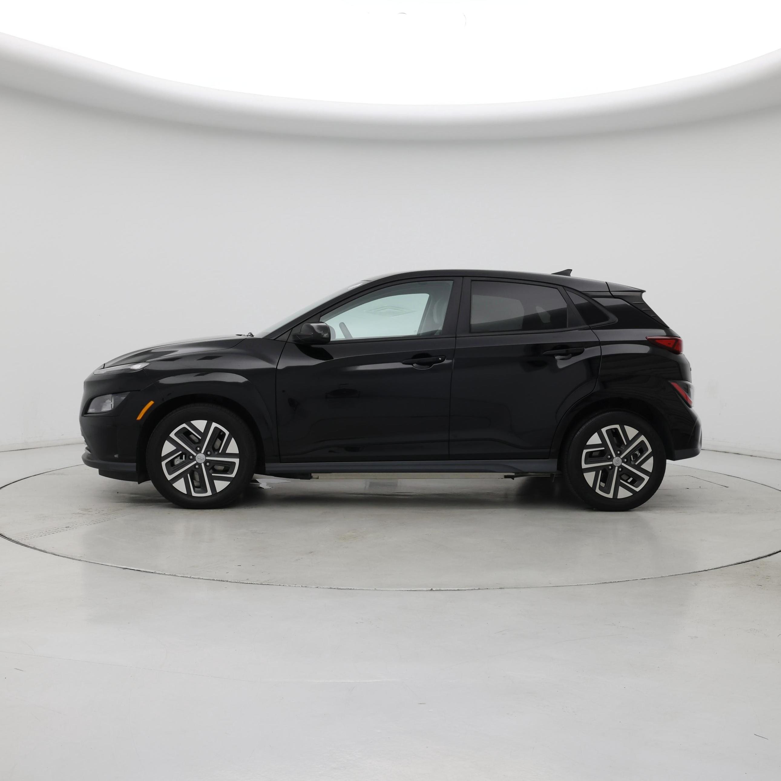Thumbnail: 2023 Hyundai Kona - 3