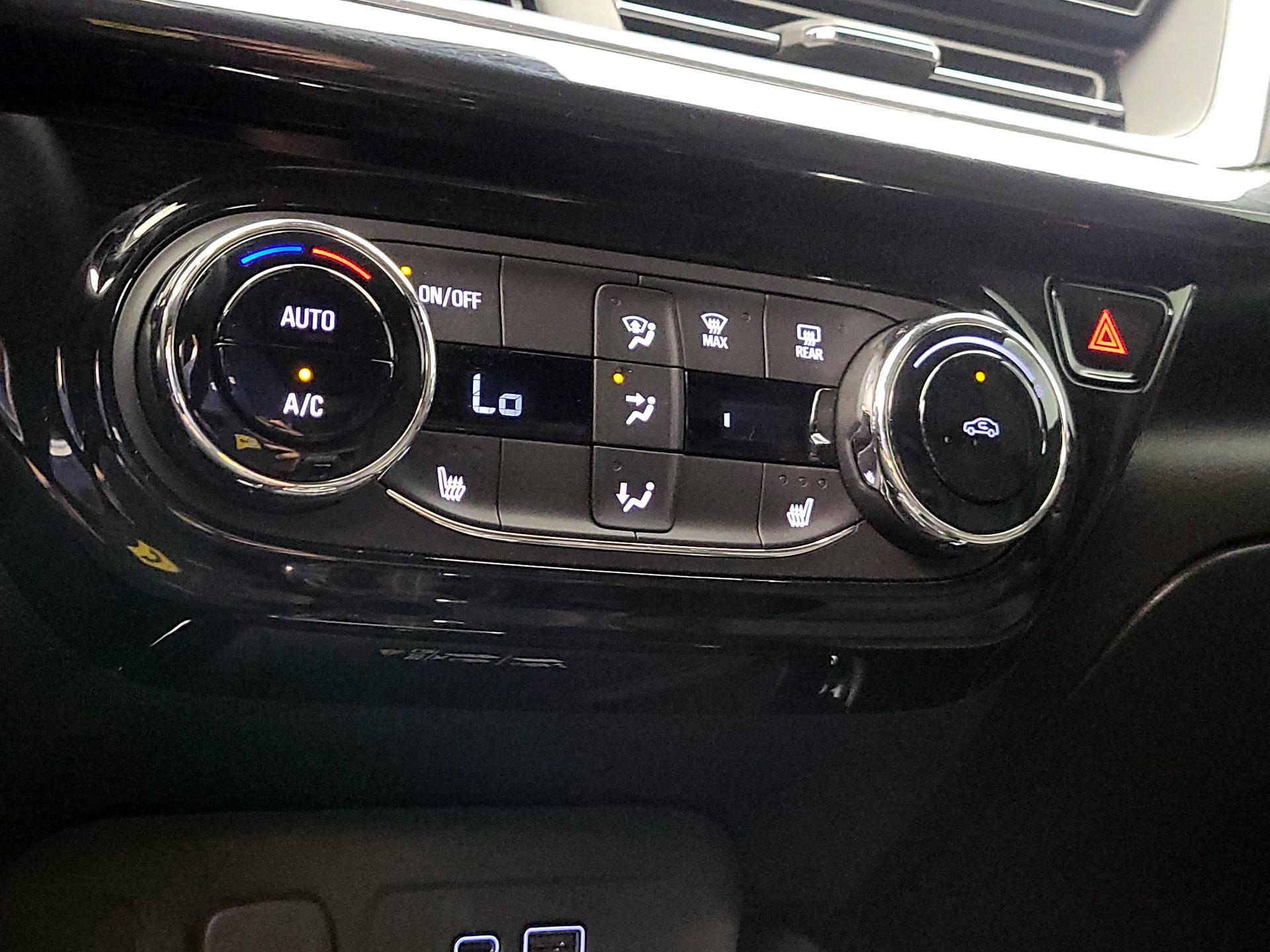 Thumbnail: 2024 Chevrolet Trax - 16