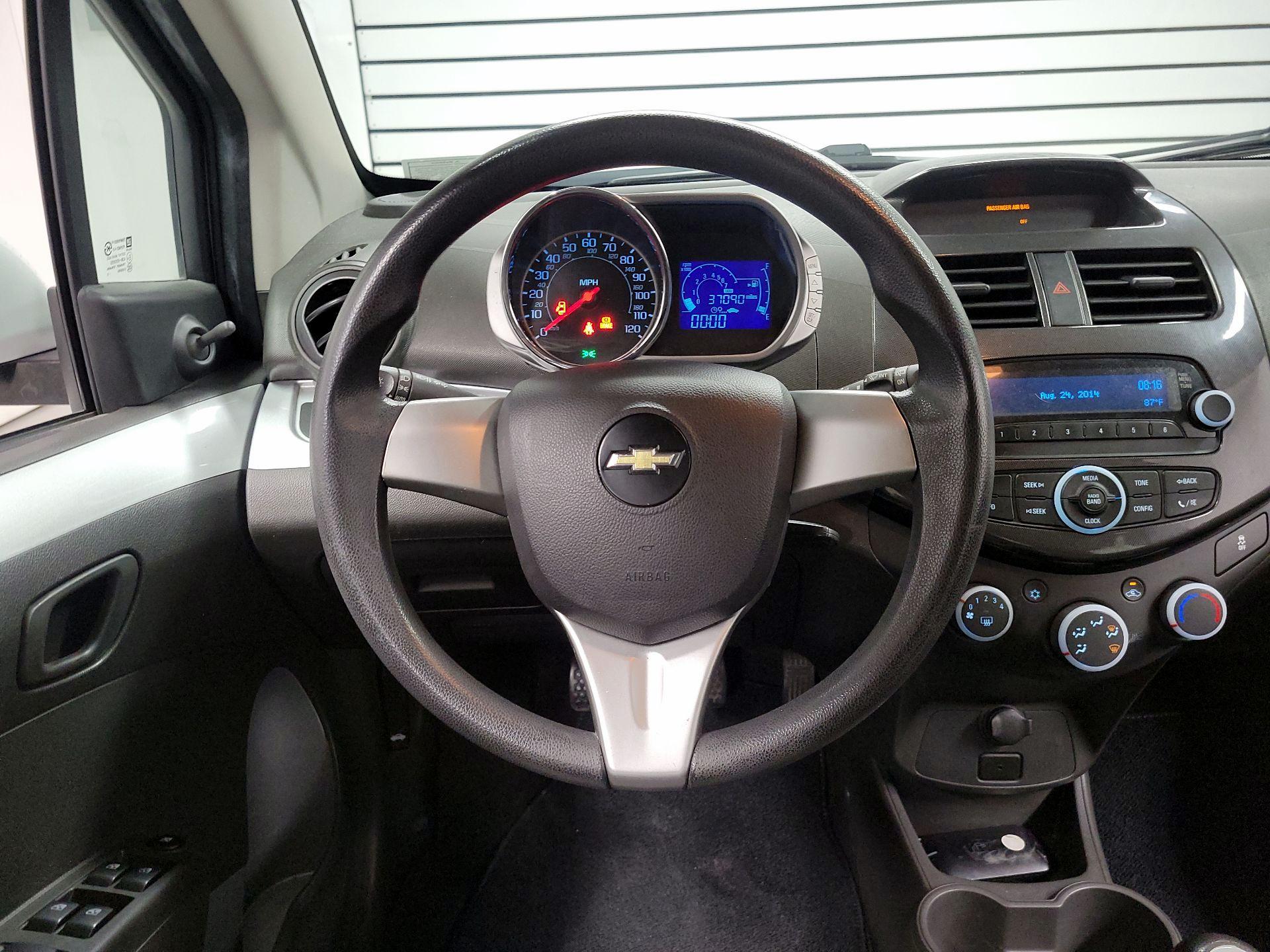 Thumbnail: 2015 Chevrolet Spark - 10