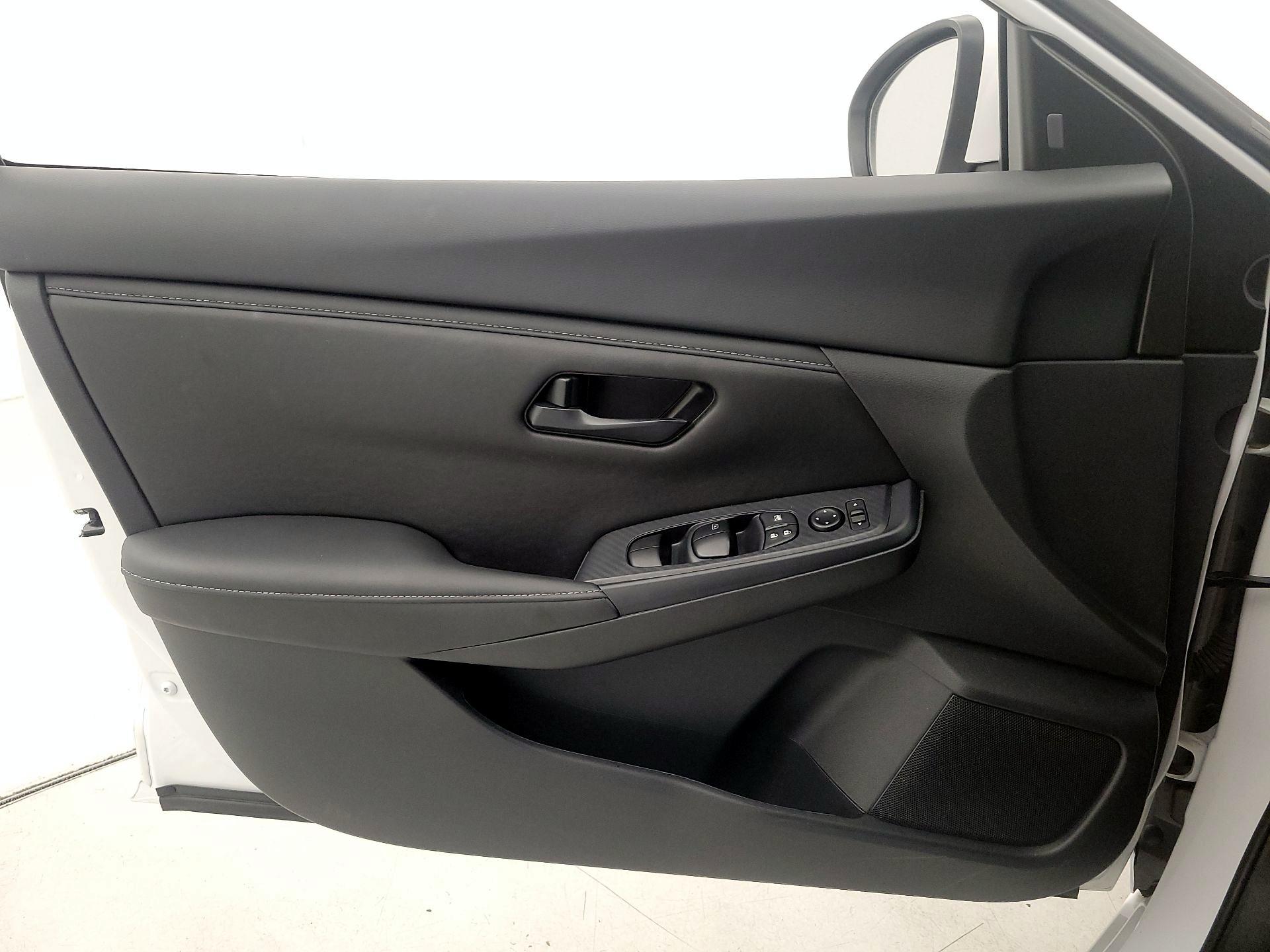 Thumbnail: 2024 Nissan Sentra - 12