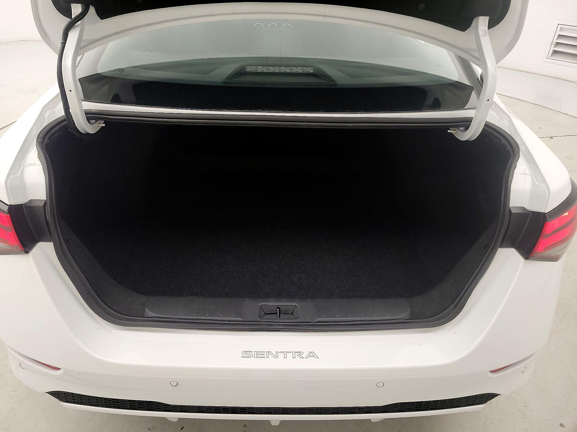 Thumbnail: 2024 Nissan Sentra - 20