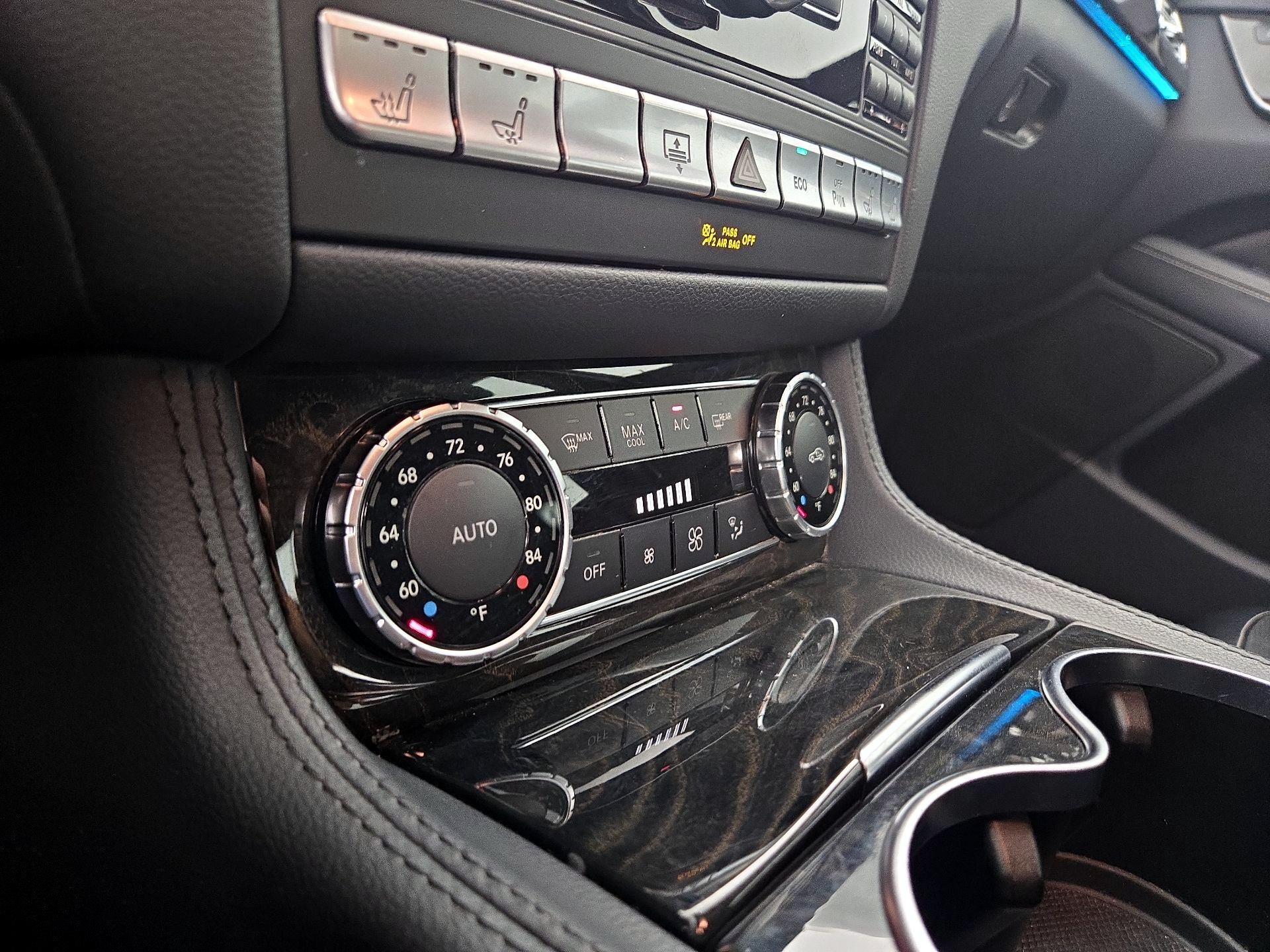 Thumbnail: 2014 Mercedes-Benz CLS - 17