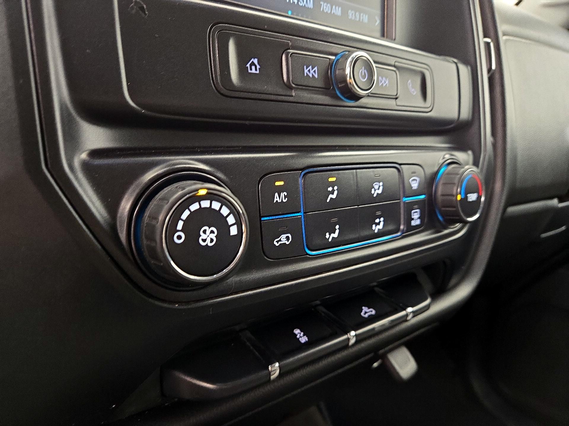 Thumbnail: 2016 Chevrolet Silverado 1500 - 15
