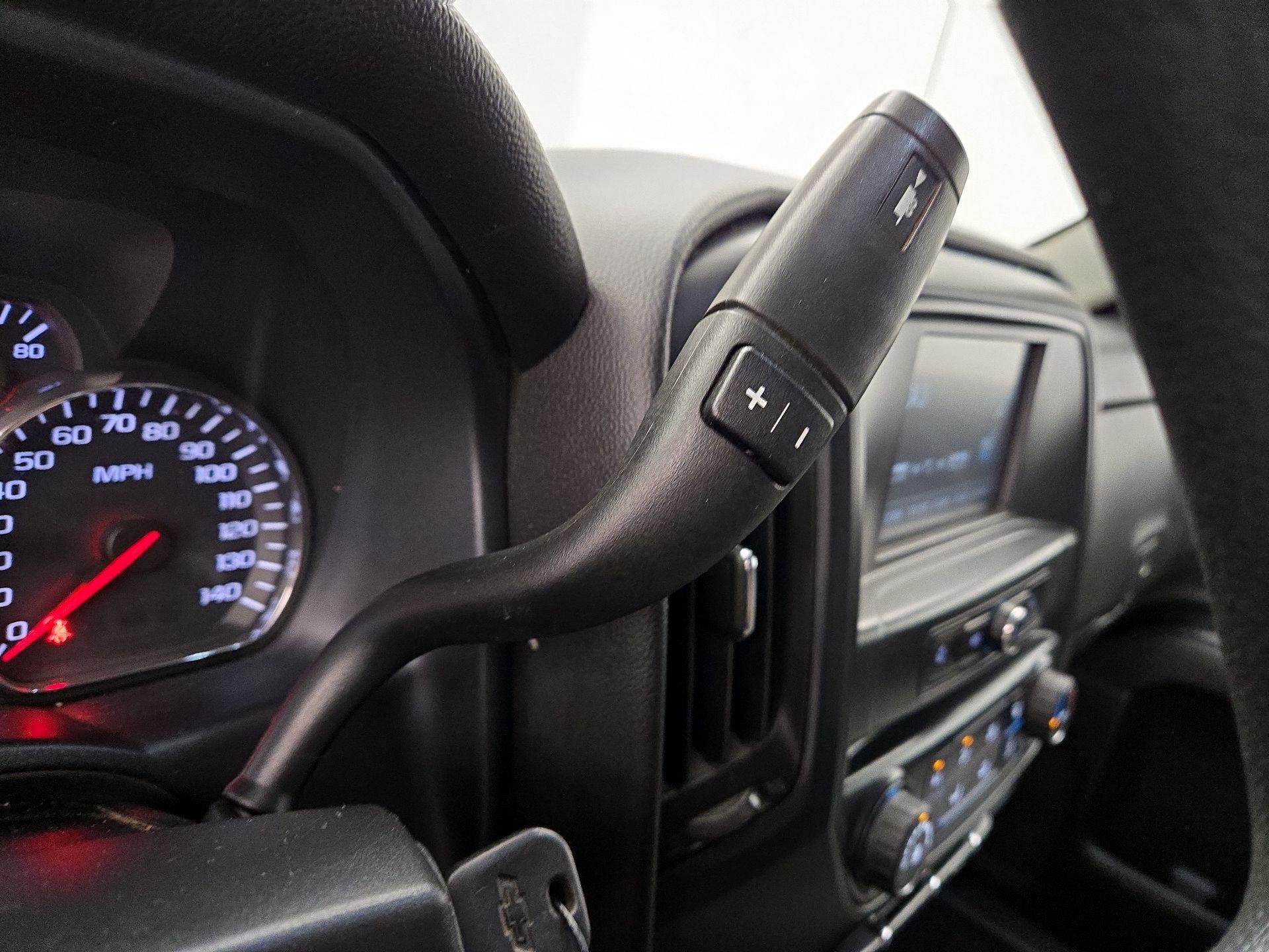Thumbnail: 2016 Chevrolet Silverado 1500 - 16