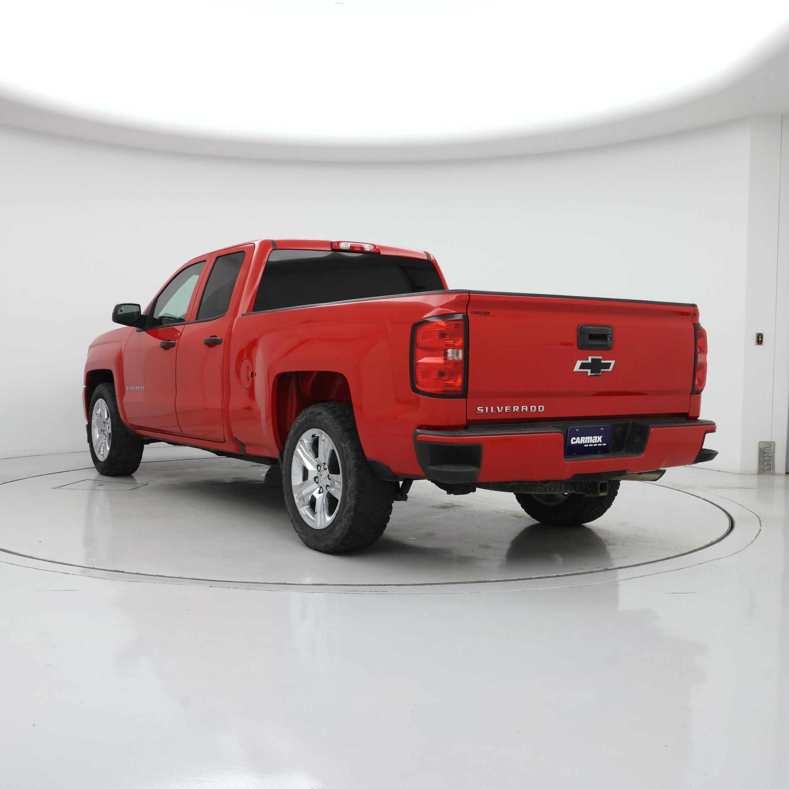 Thumbnail: 2016 Chevrolet Silverado 1500 - 2