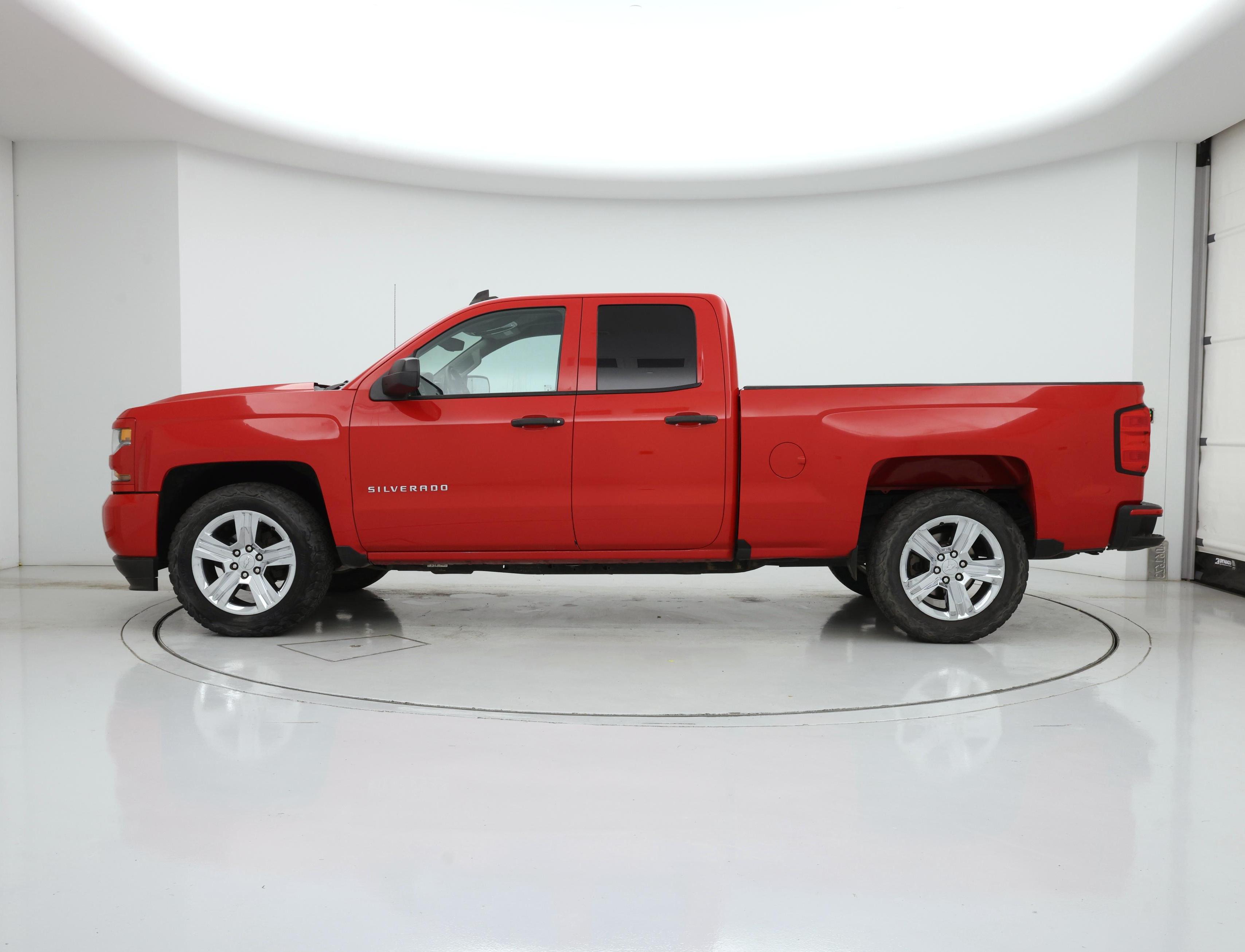 Thumbnail: 2016 Chevrolet Silverado 1500 - 3