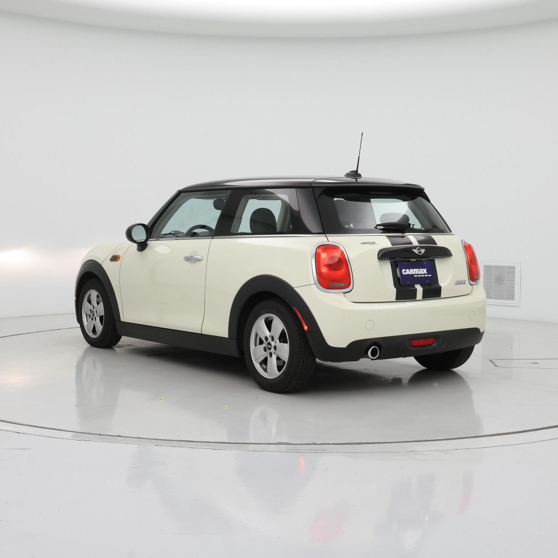 Thumbnail: 2017 MINI Cooper Hardtop - 2