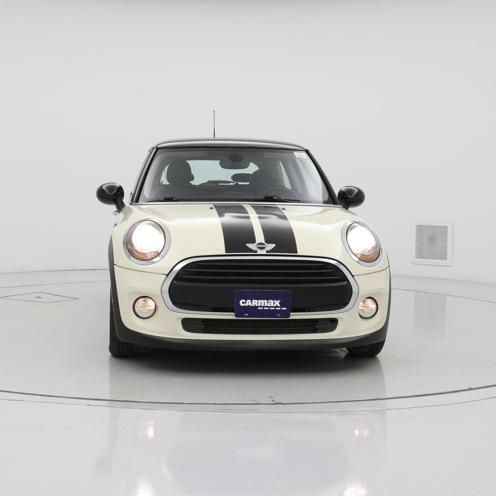 Thumbnail: 2017 MINI Cooper Hardtop - 5