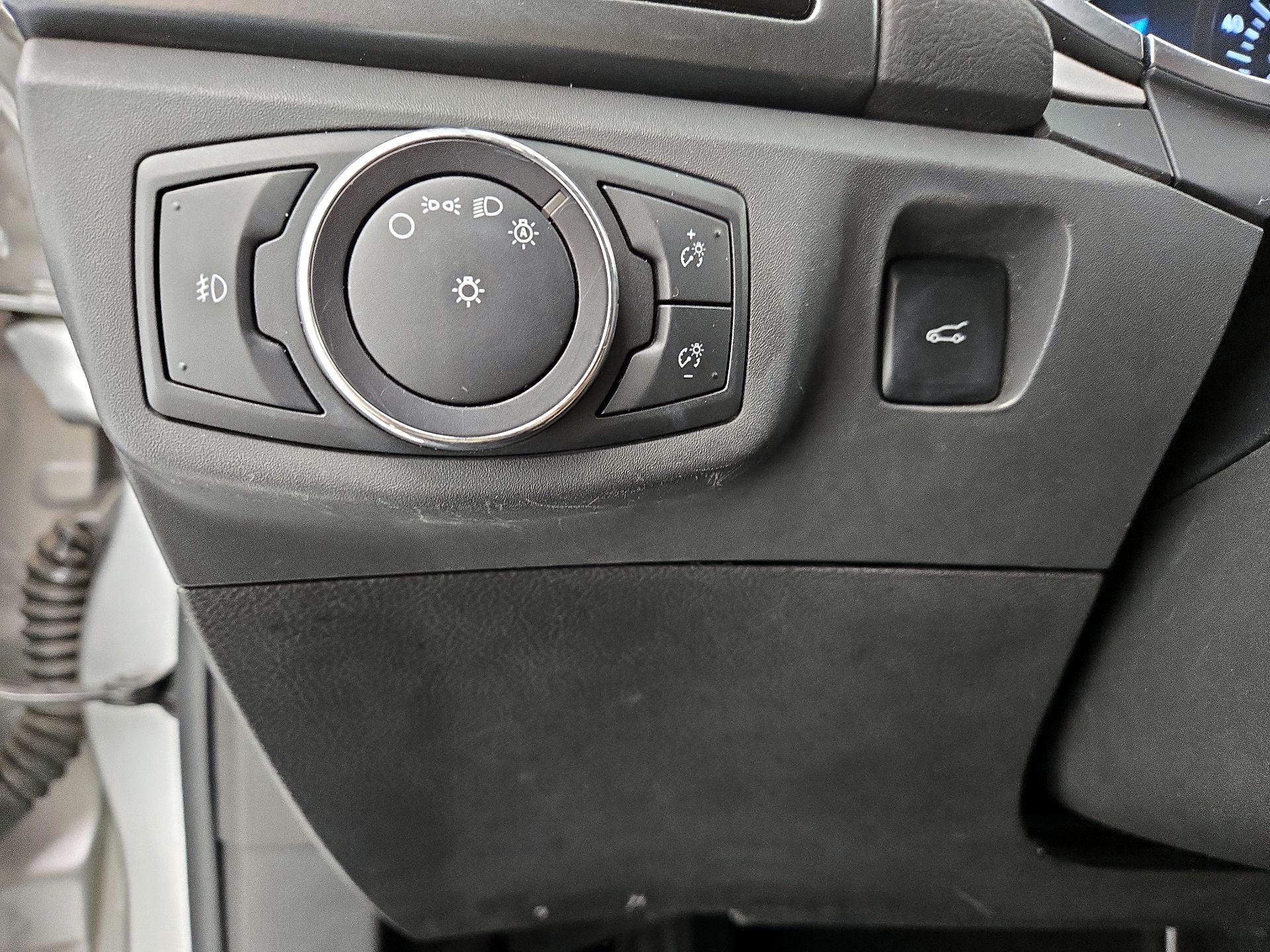 Thumbnail: 2013 Ford Fusion - 13