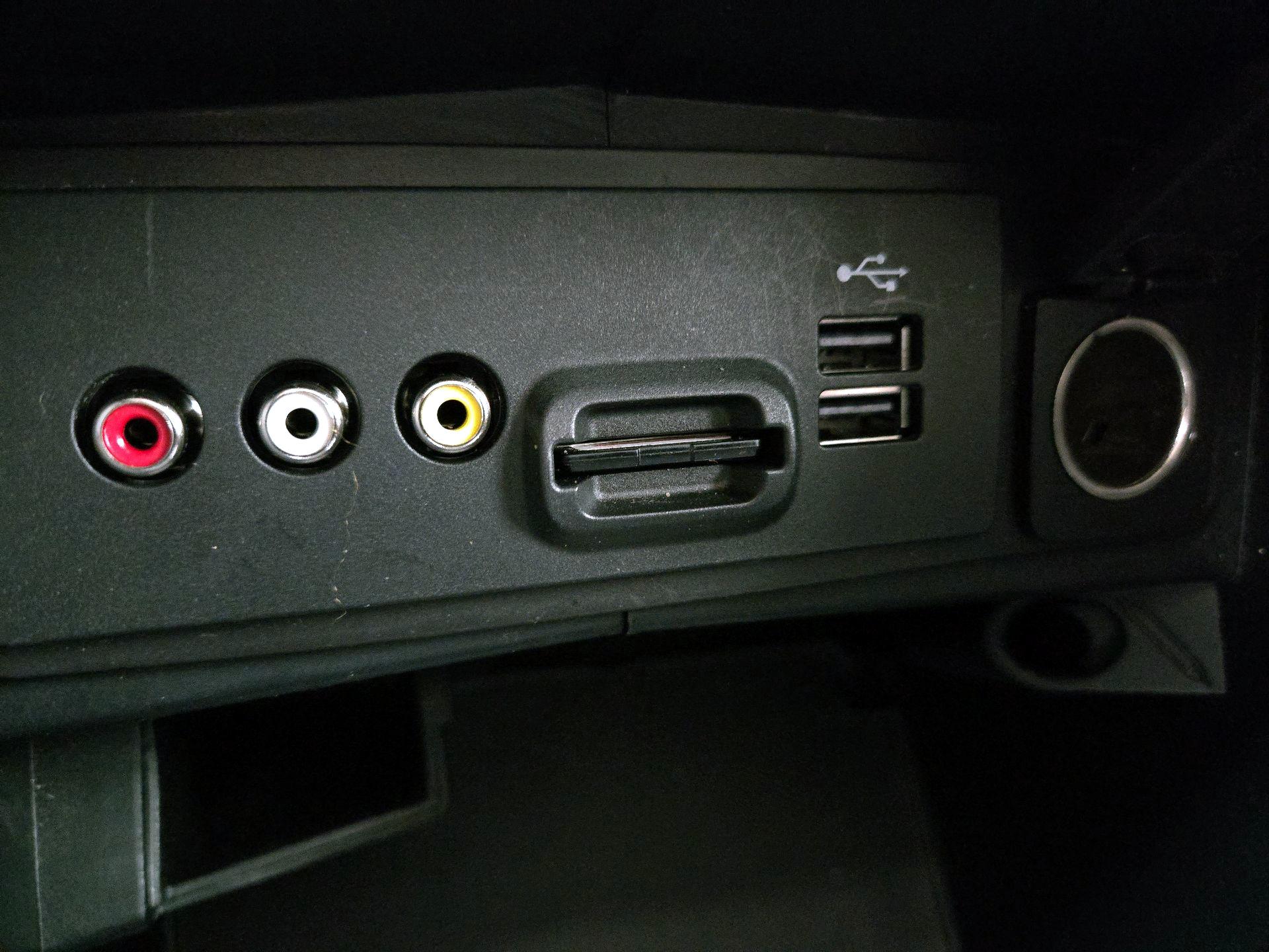 Thumbnail: 2013 Ford Fusion - 19