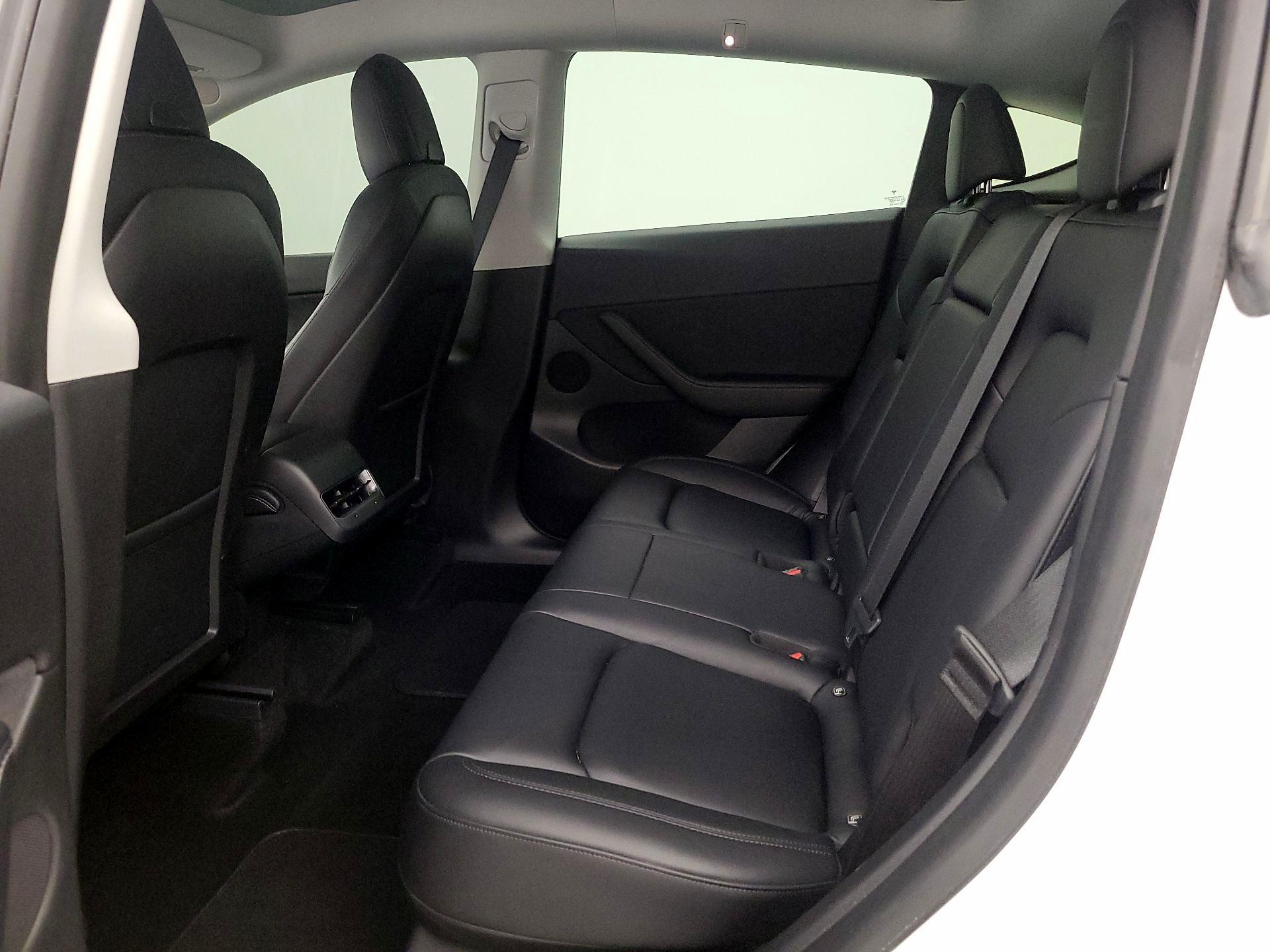Thumbnail: 2022 Tesla Model Y - 19